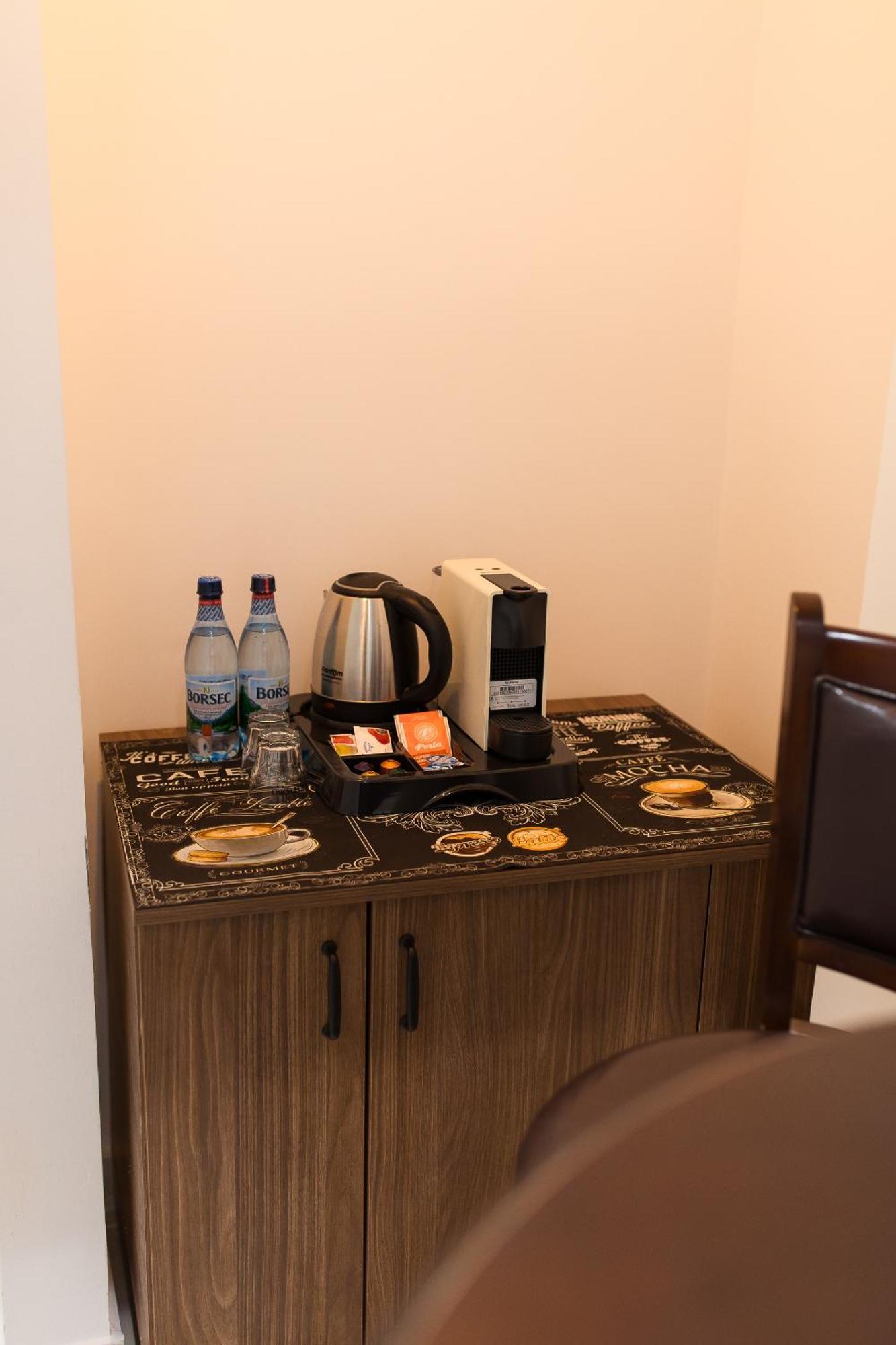 Al Centro Acomodação com café da manhã  *