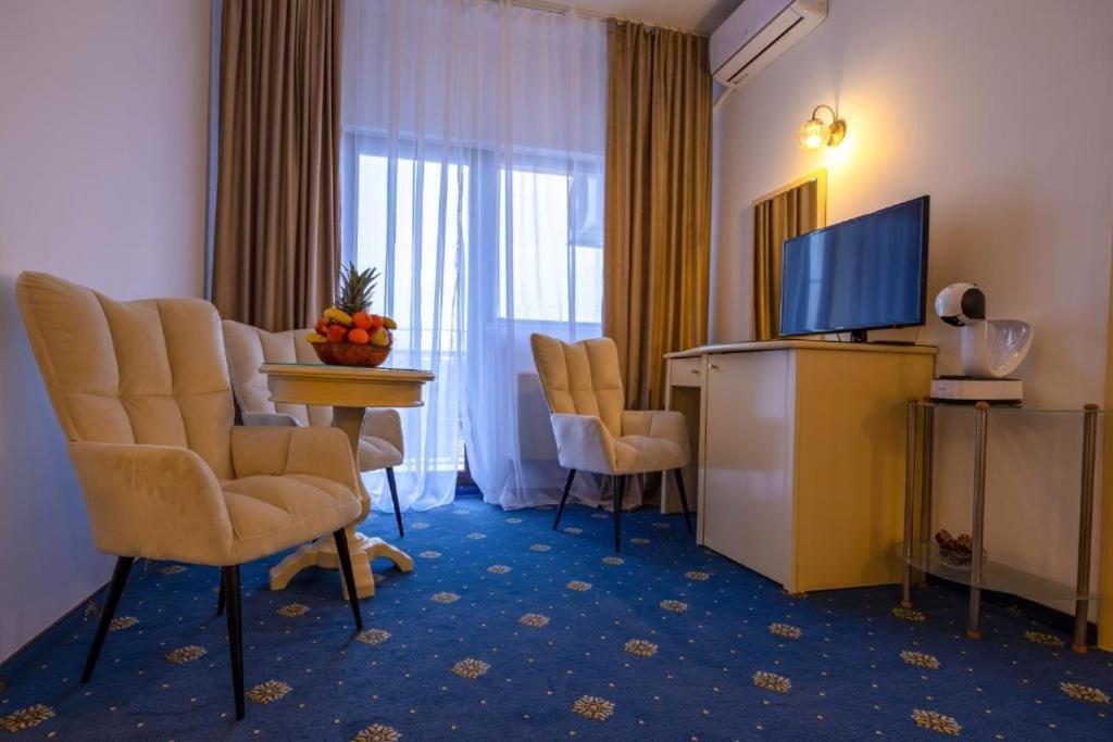 Sir Royal Hotel 4*