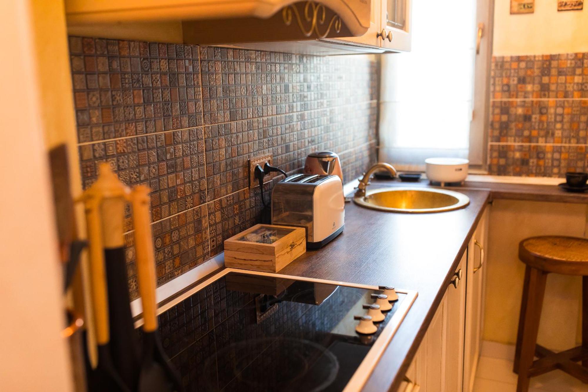 Hidden Gem Antique With Stunning Views Bucharest