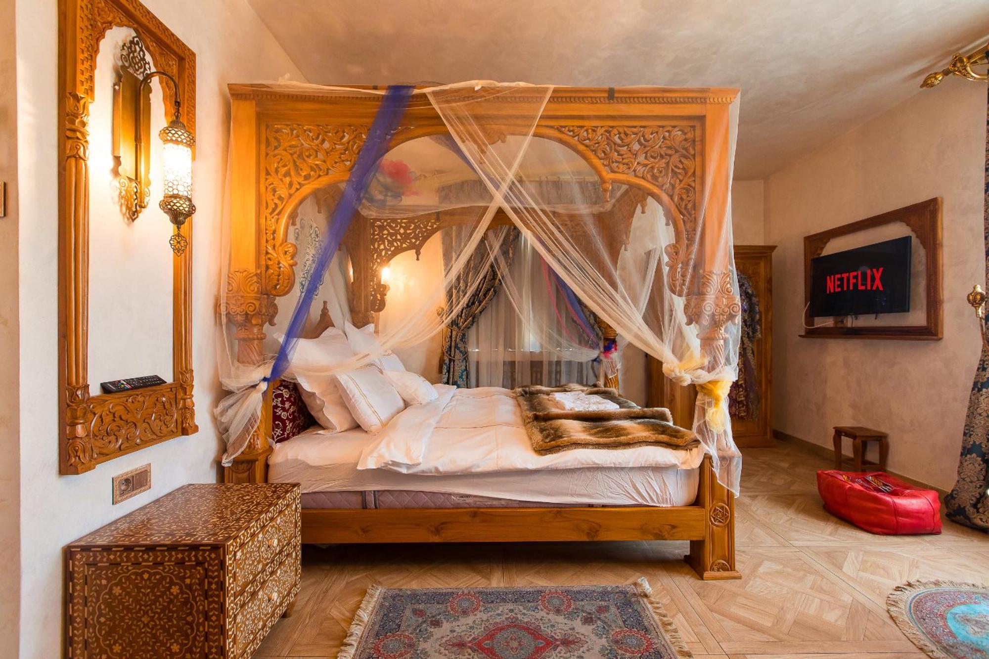 Hidden Gem Antique With Stunning Views Apartment