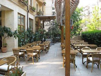 Irisa Hotel