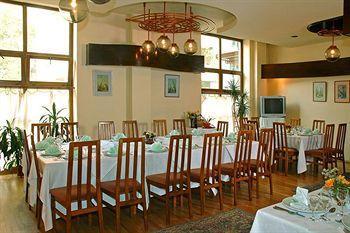 Irisa Hotel 4*