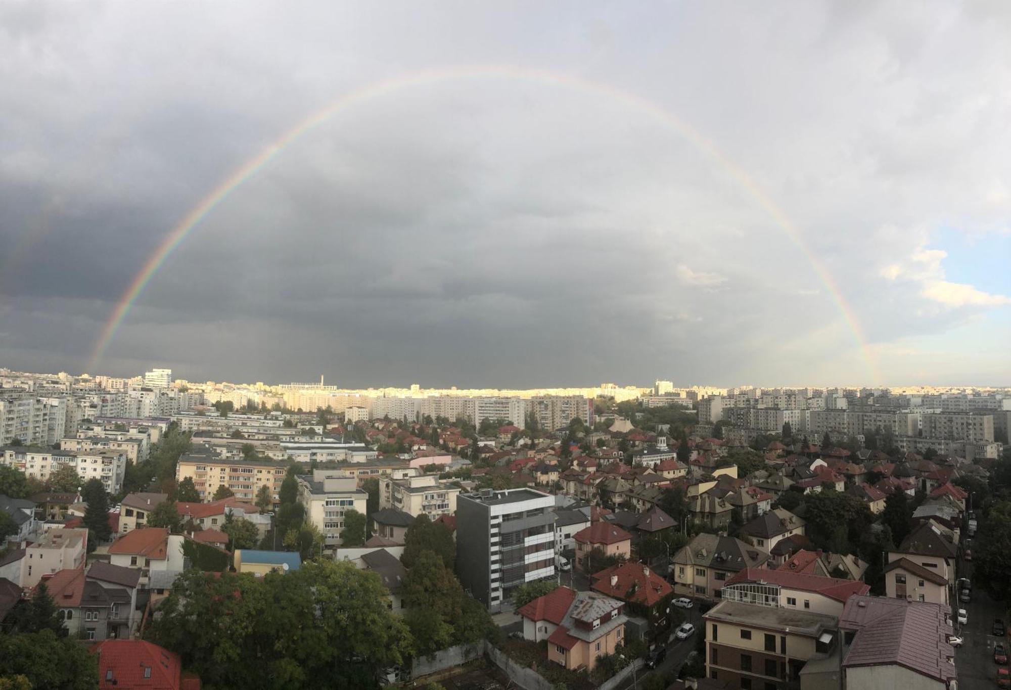 Casa S Piata Alba Iulia Bucharest