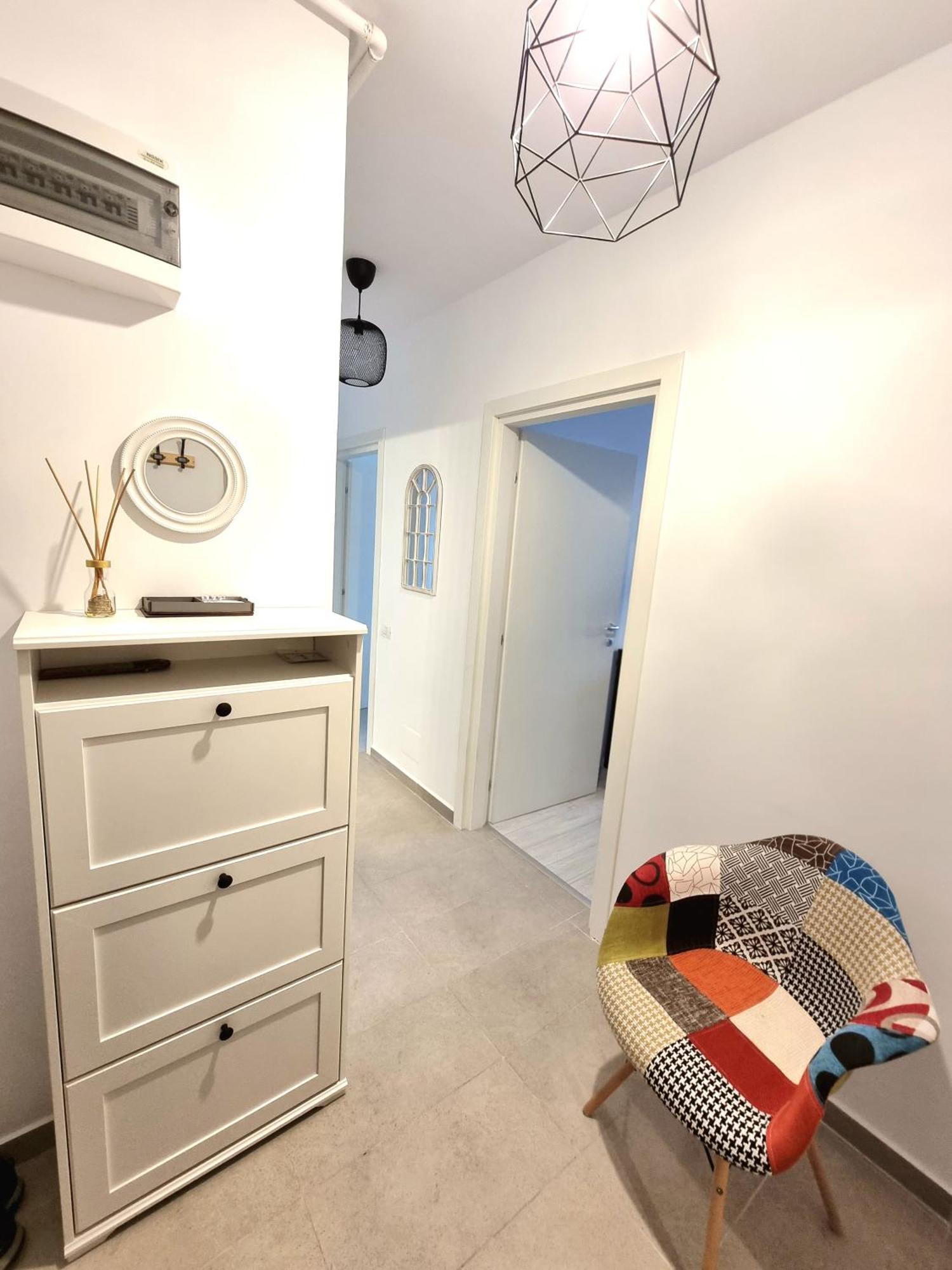 Marianne, 2 Camere, Morii 2 Bucureşti
