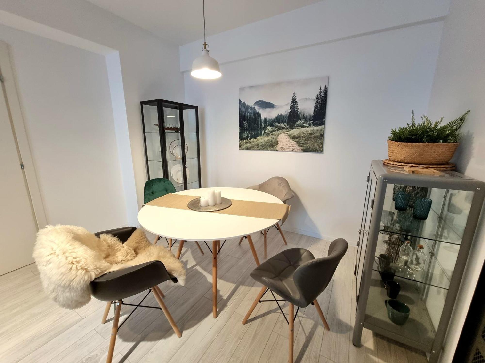 Marianne, 2 Camere, Morii 2 * Bucharest