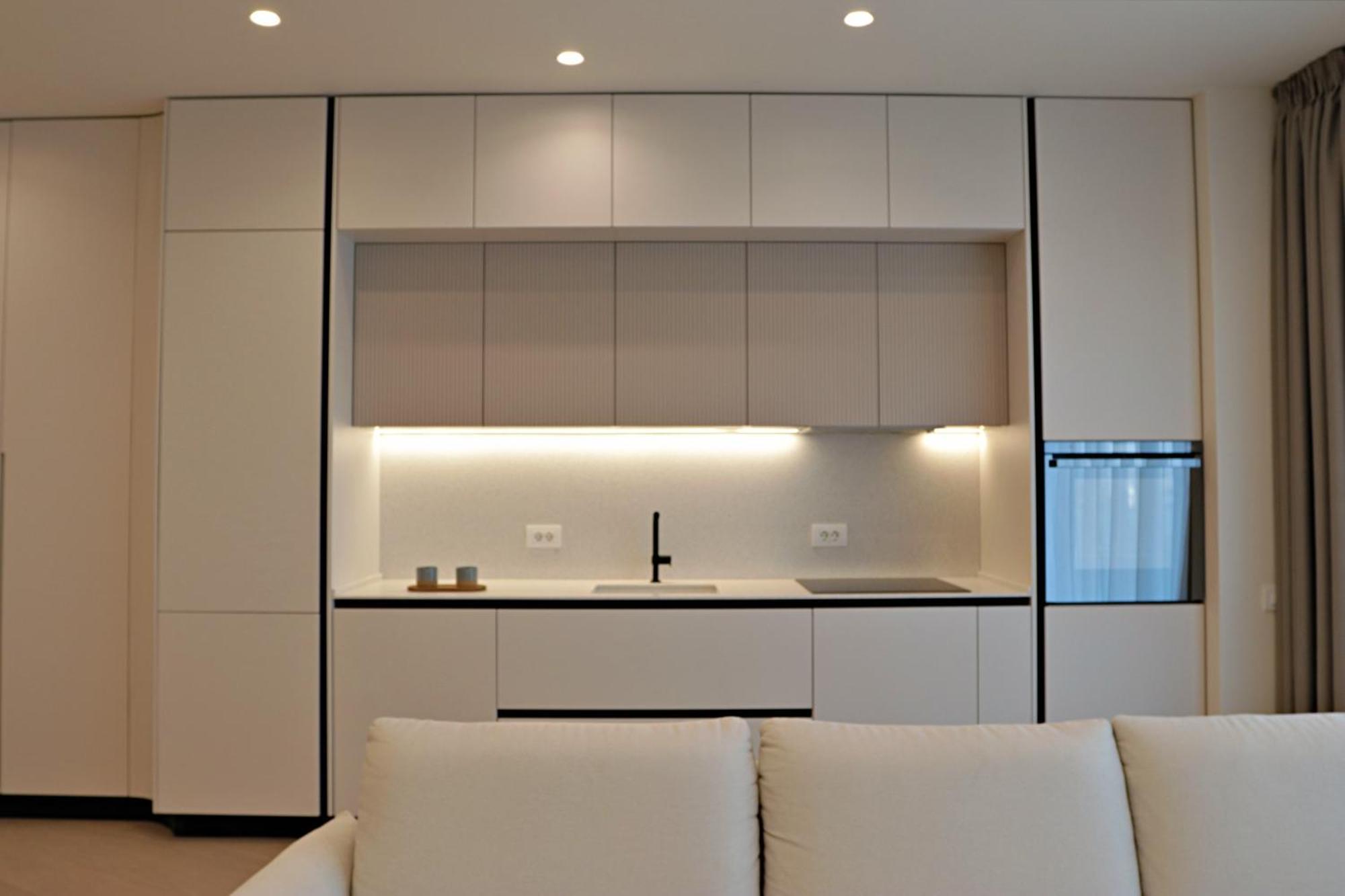 Milky Way I 2 Bedroom Rare Find In Aviatiei * Bucharest