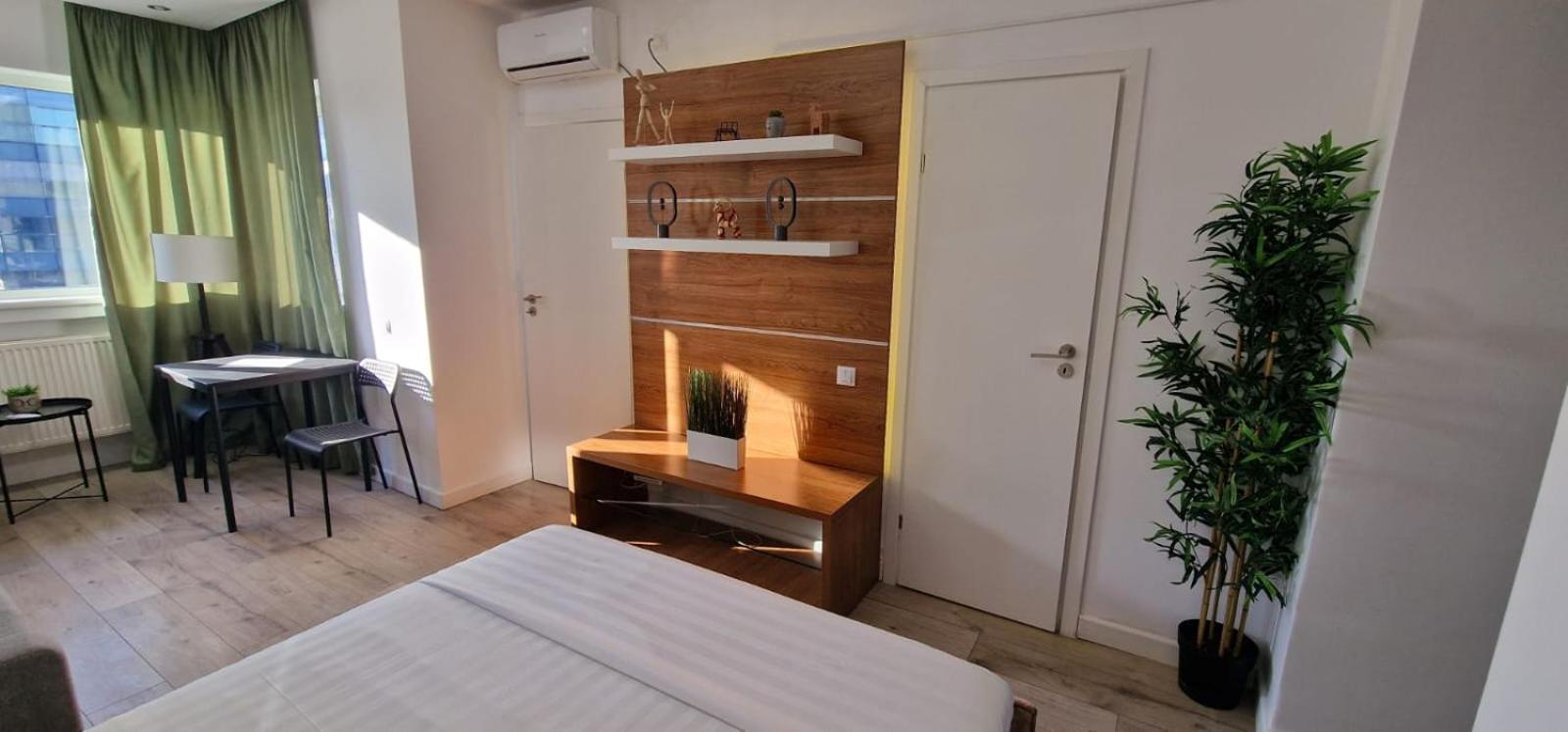 Carol - Vibes Apartament Bucureşti