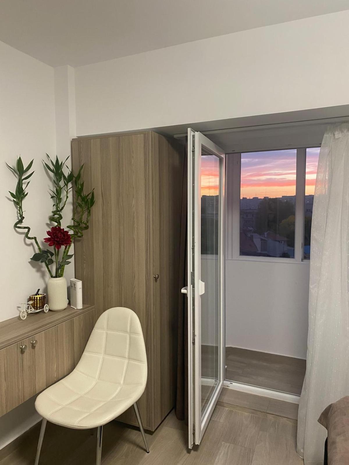 Ely Glow Decebal Piata Alba Iulia Apartamento Bucareste