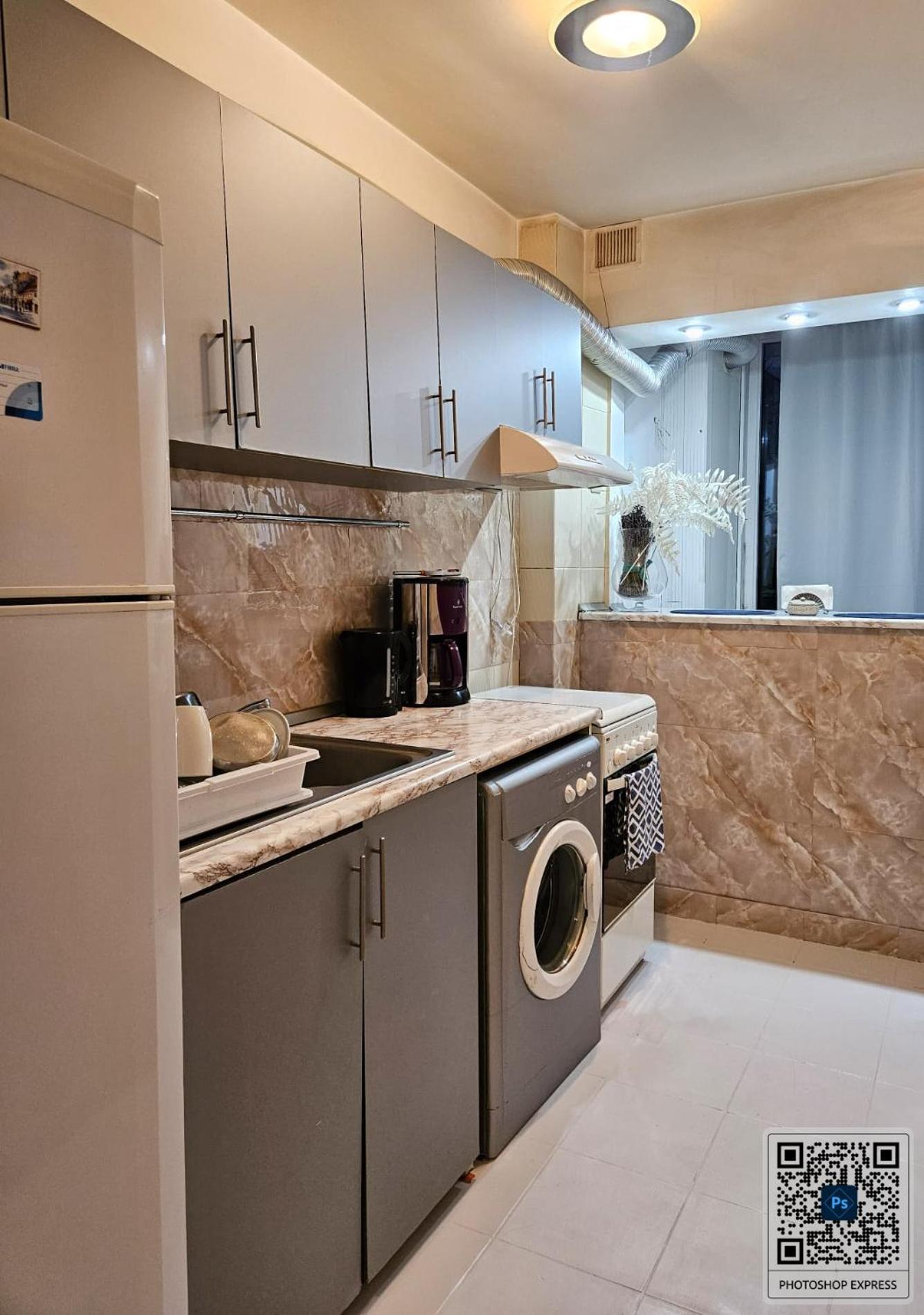 Kiwi Apart-hotel 1br Wi-fi Free - Close To Old Town - Cozy Location - Shorter Or Longer - R&m Boutique Apartment *