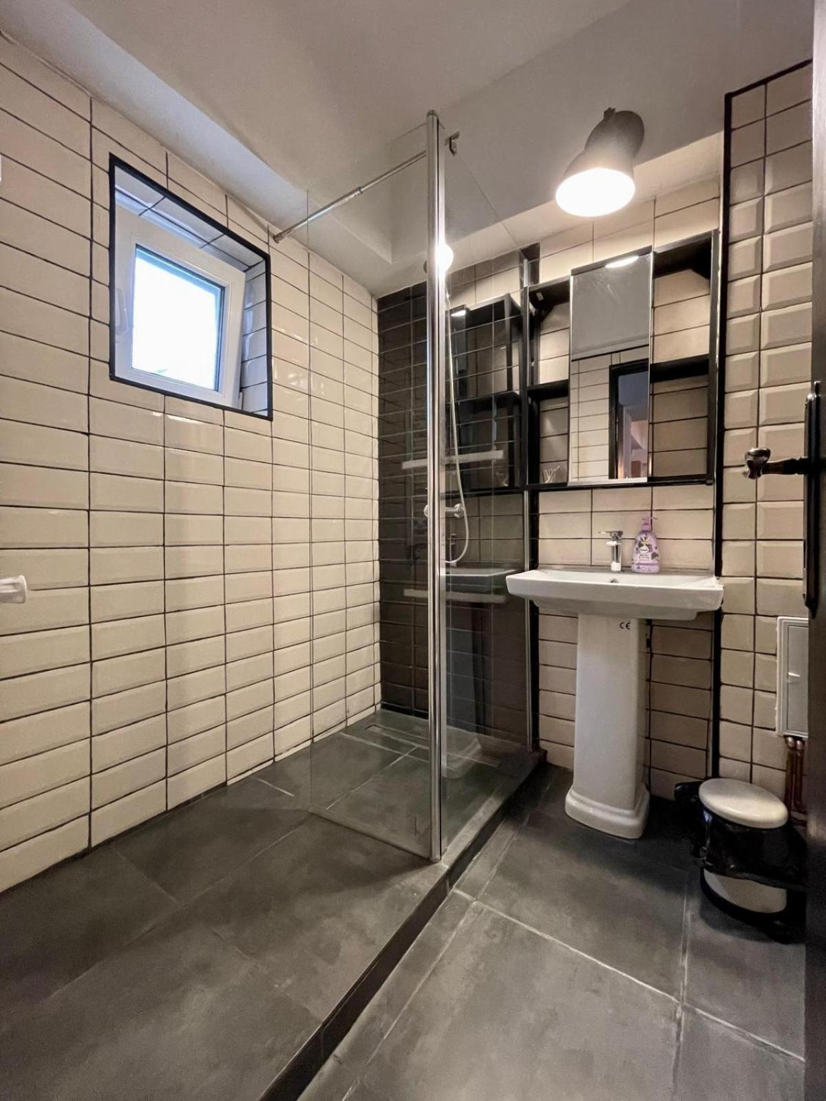 Bugatti's Flat Bucharest