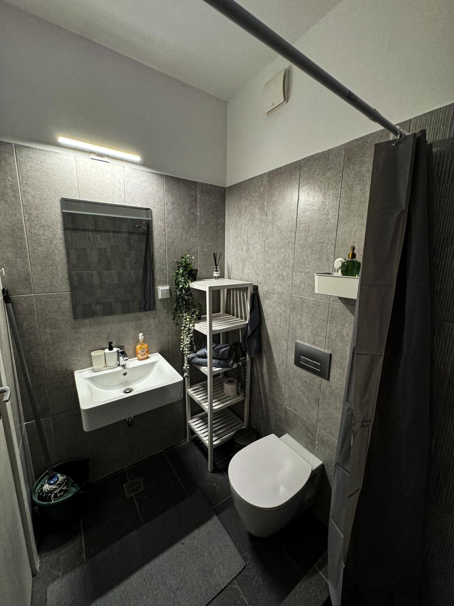 Elegant Escape 2