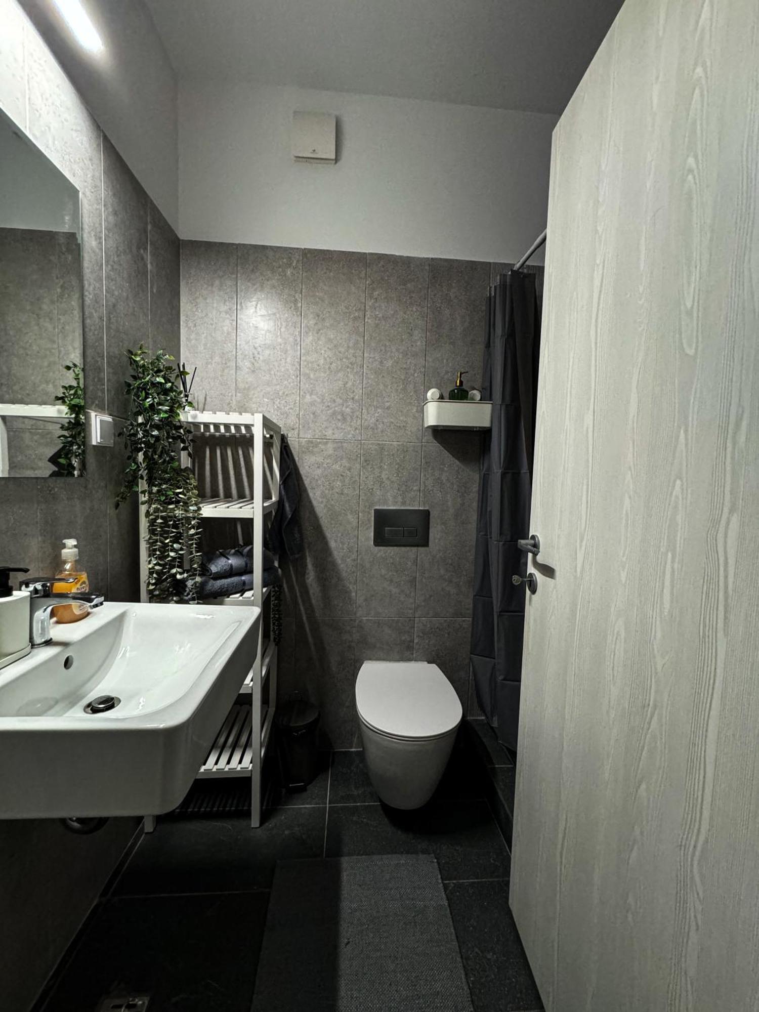 Elegant Escape 2 Bucharest