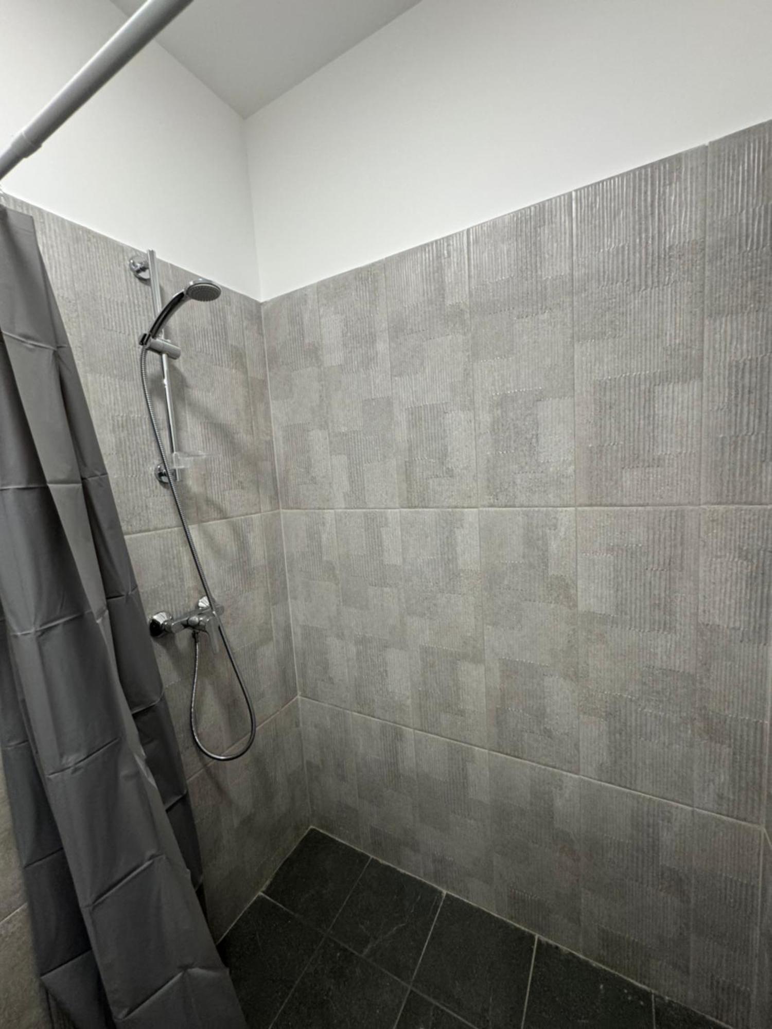 Elegant Escape 2 Apartment Bucharest