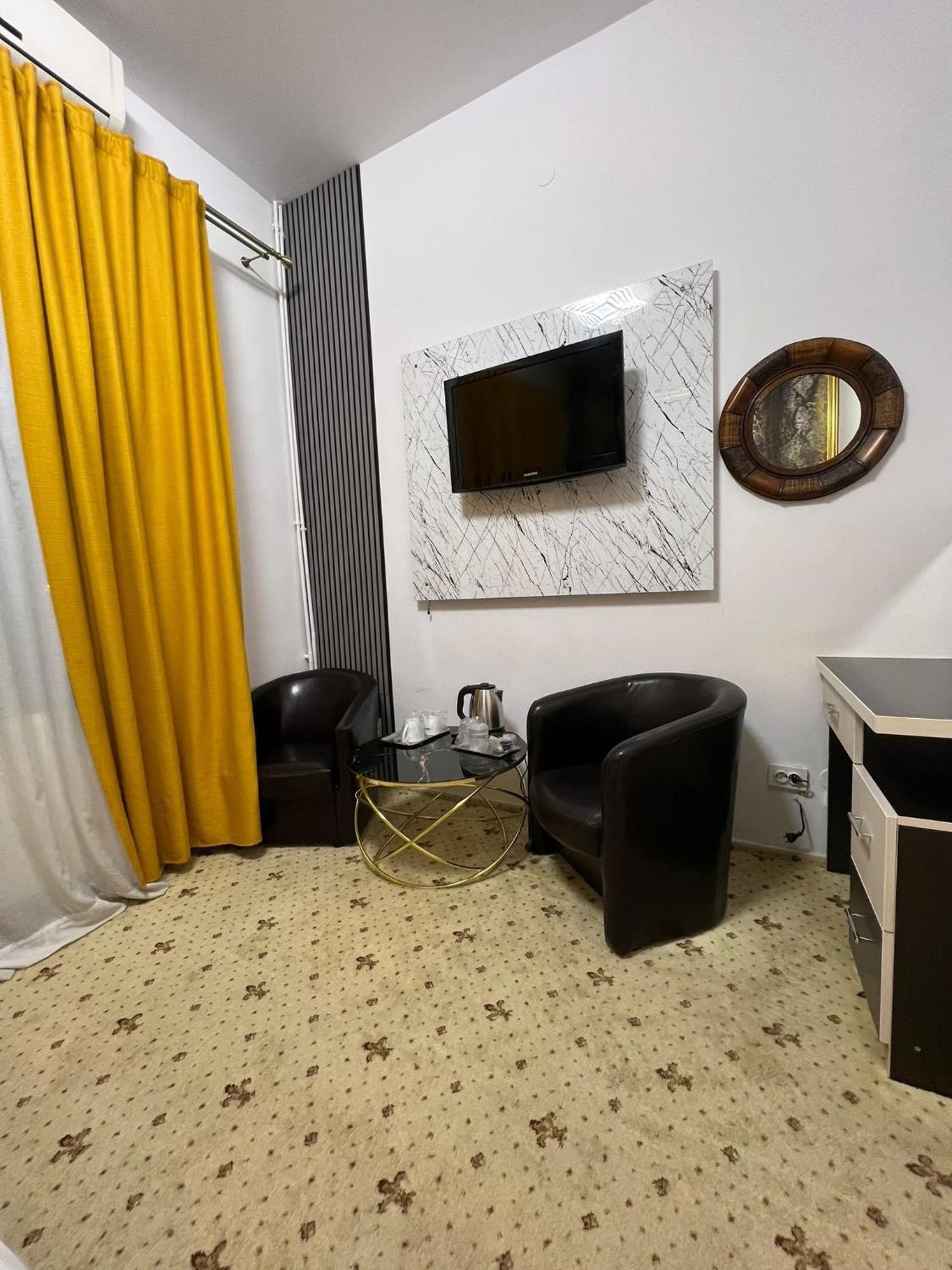 Hotel Evozava 3*