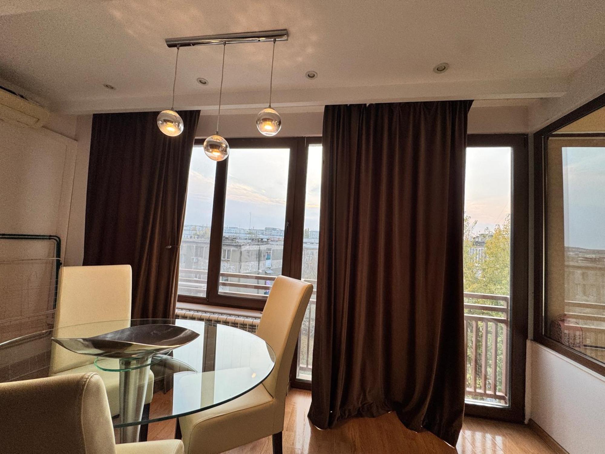 Executive Flat By Chr Luxury Apartament