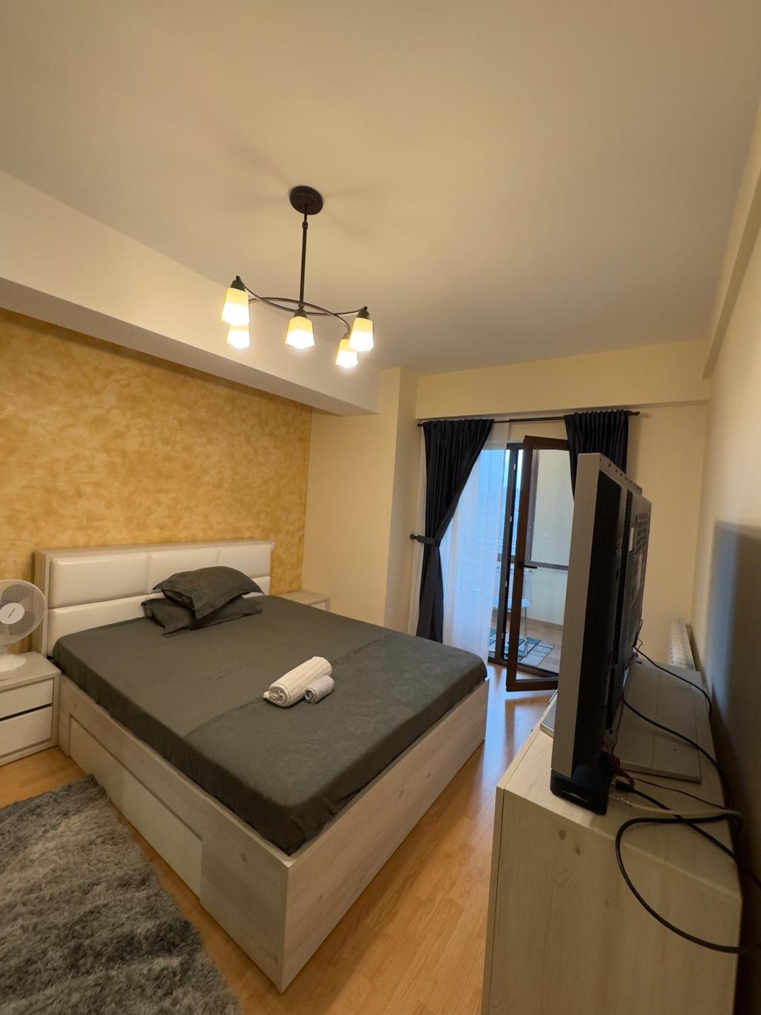 Executive Flat By Chr Luxury Apartament *
