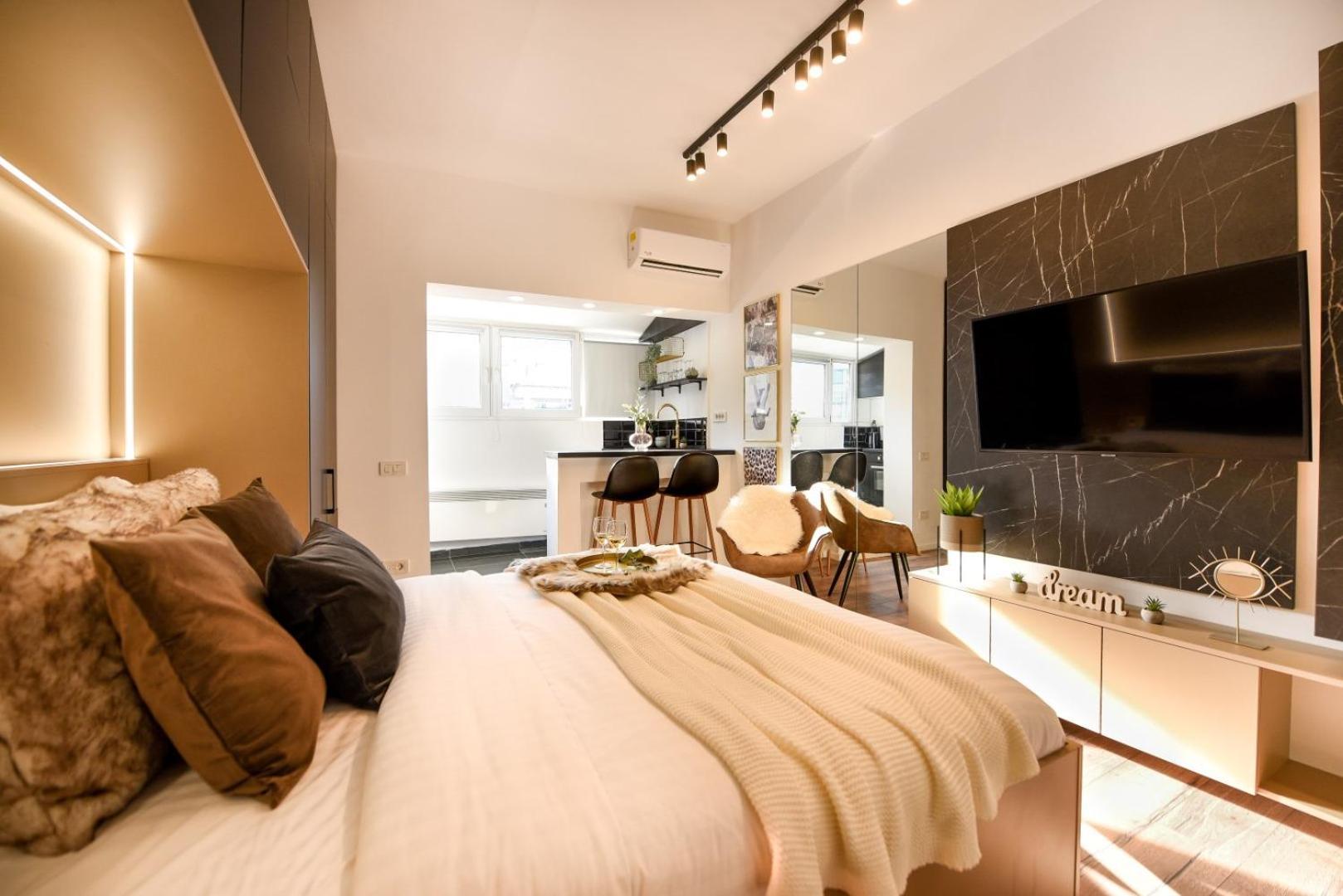 Calea Victoriei Elegance - Modern Apartment