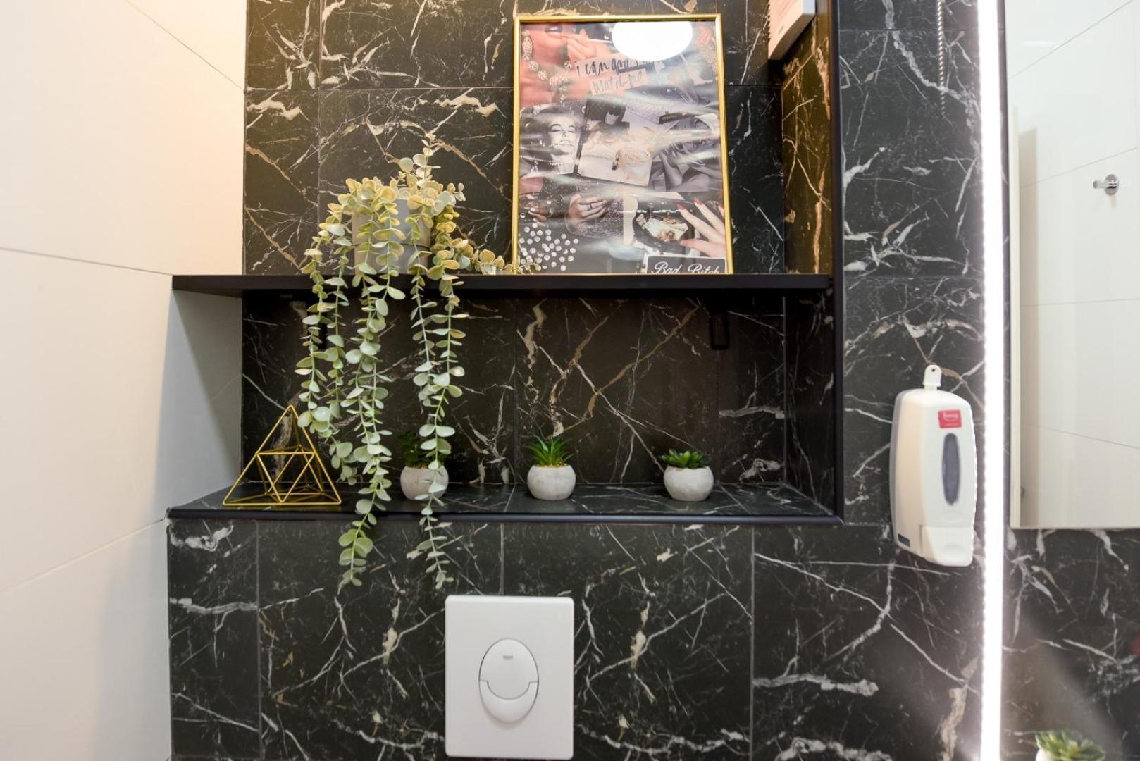 Apartment Calea Victoriei Elegance - Modern Bucharest