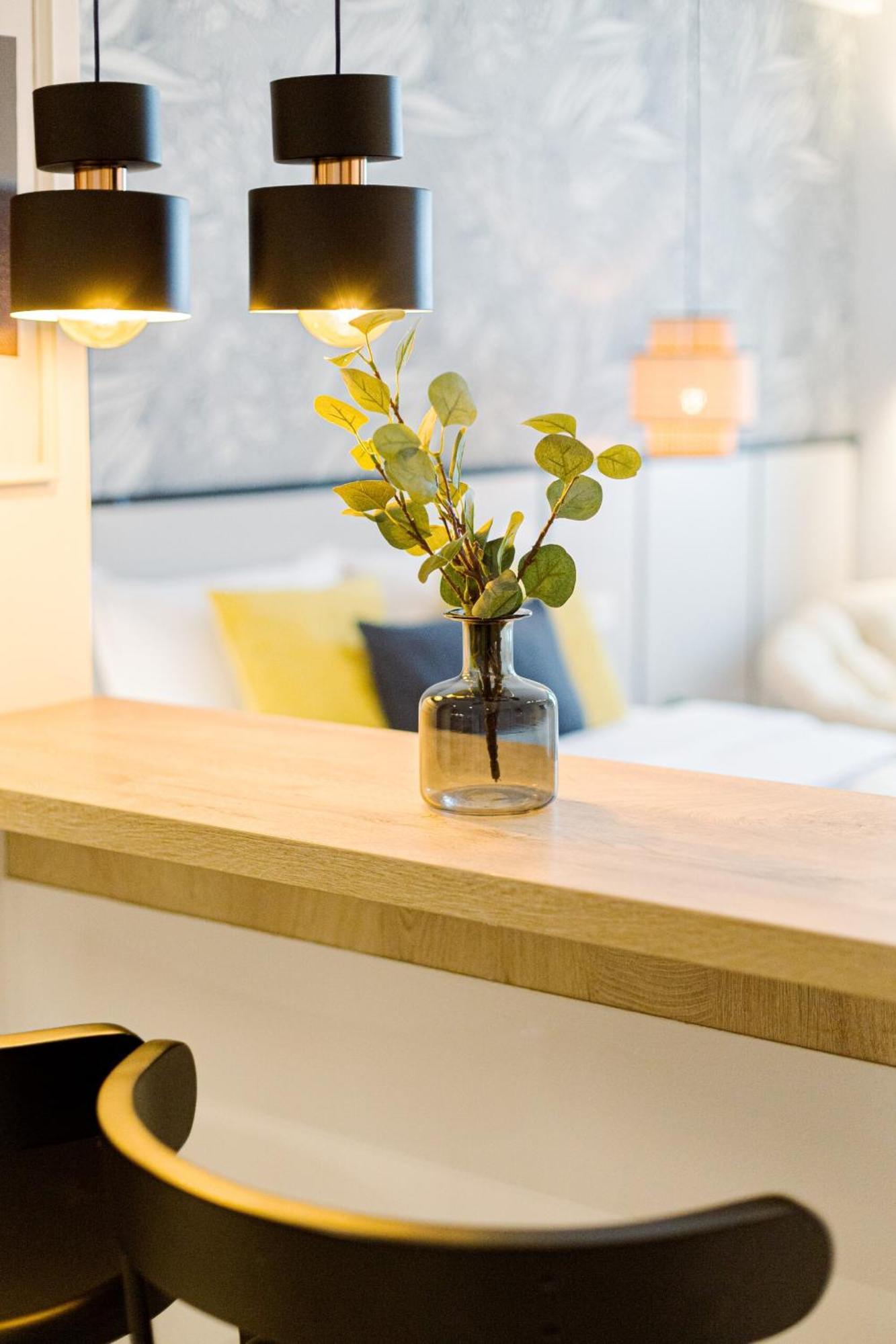 Centric Charm - Modern Living Apartment