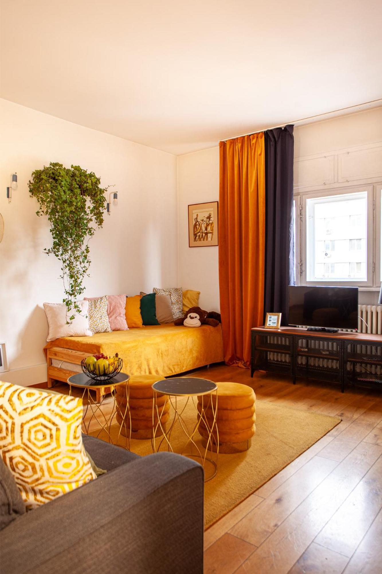 2 2 Baths Oldtown Bucharest