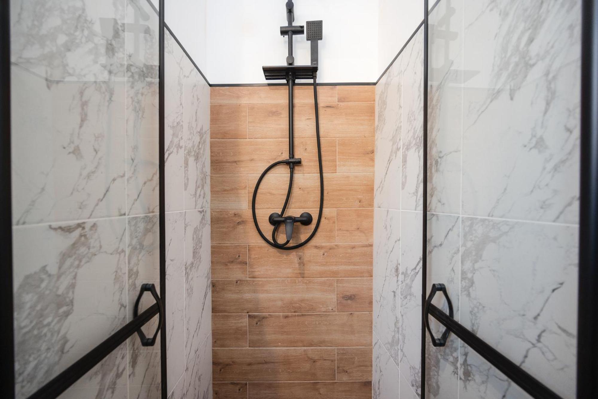 Bienvenue Studio-walking Distance To Old Town Apartment *