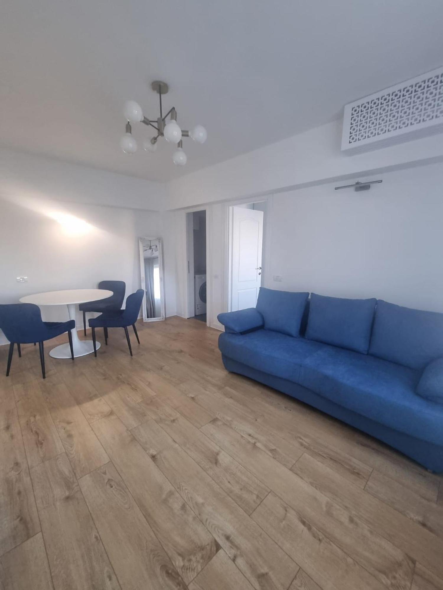 Luxury Downtown Calea Victoriei Apartment Bucharest