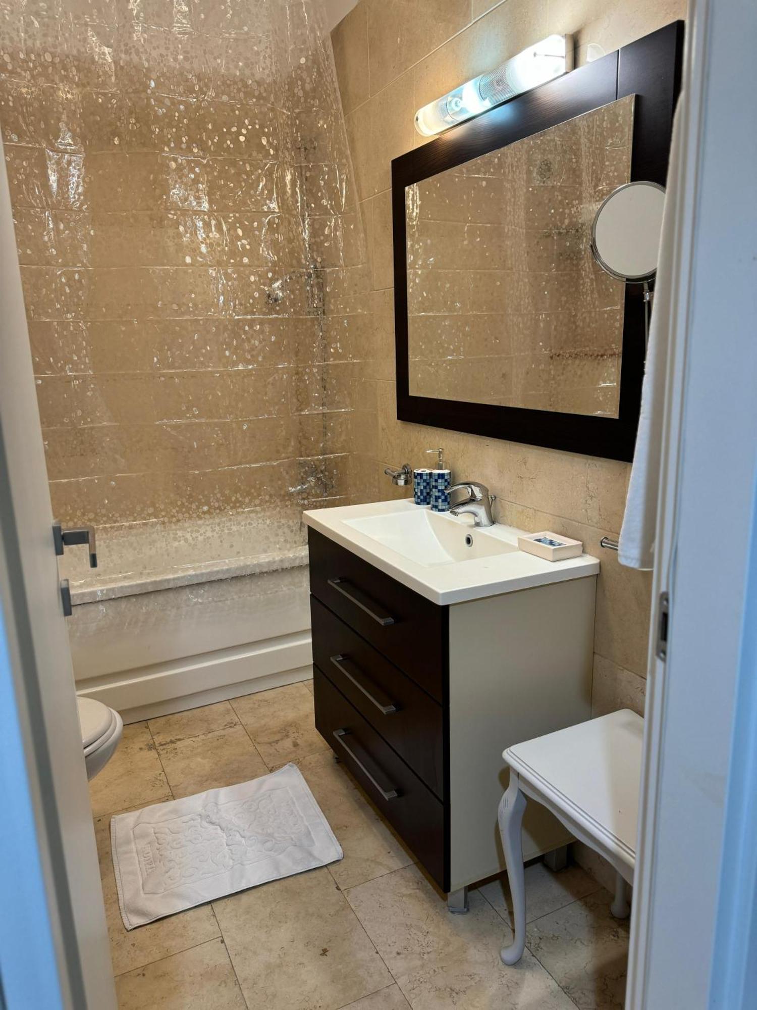 Hotel Phoenicia Baneasa Bucureşti