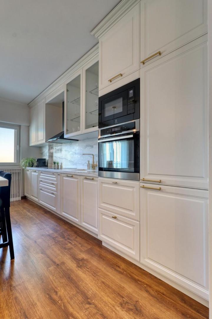 14th Luxury Flat