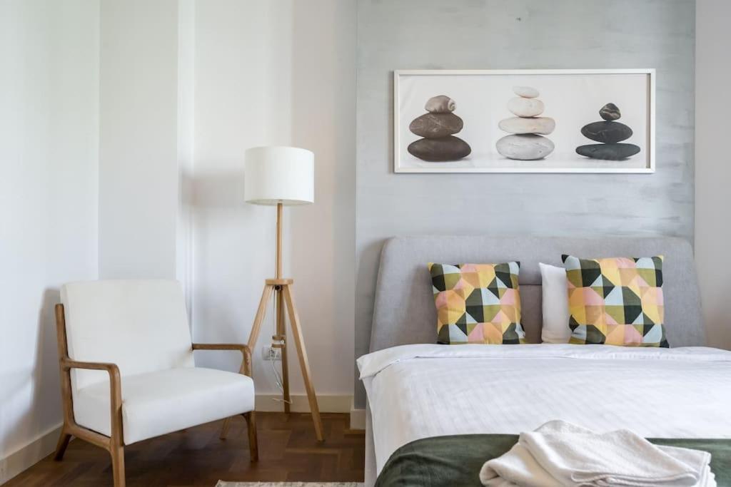 Stunning 2br - Ateneu - Center Apartament Bucureşti