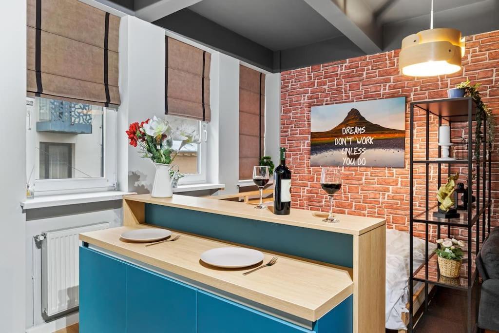Old Town Cozy 322 Apartment