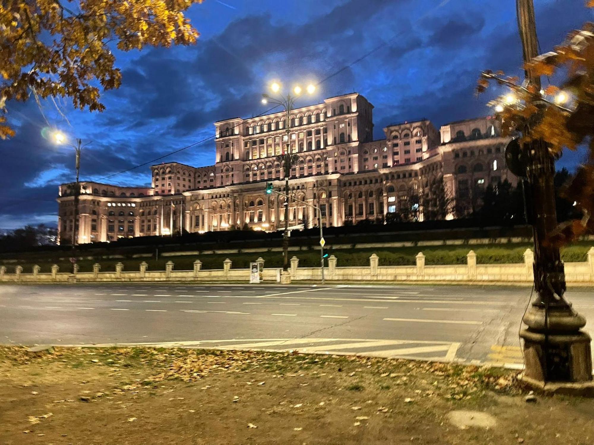 Zona Marriott-palatul Parlamentului Apartment