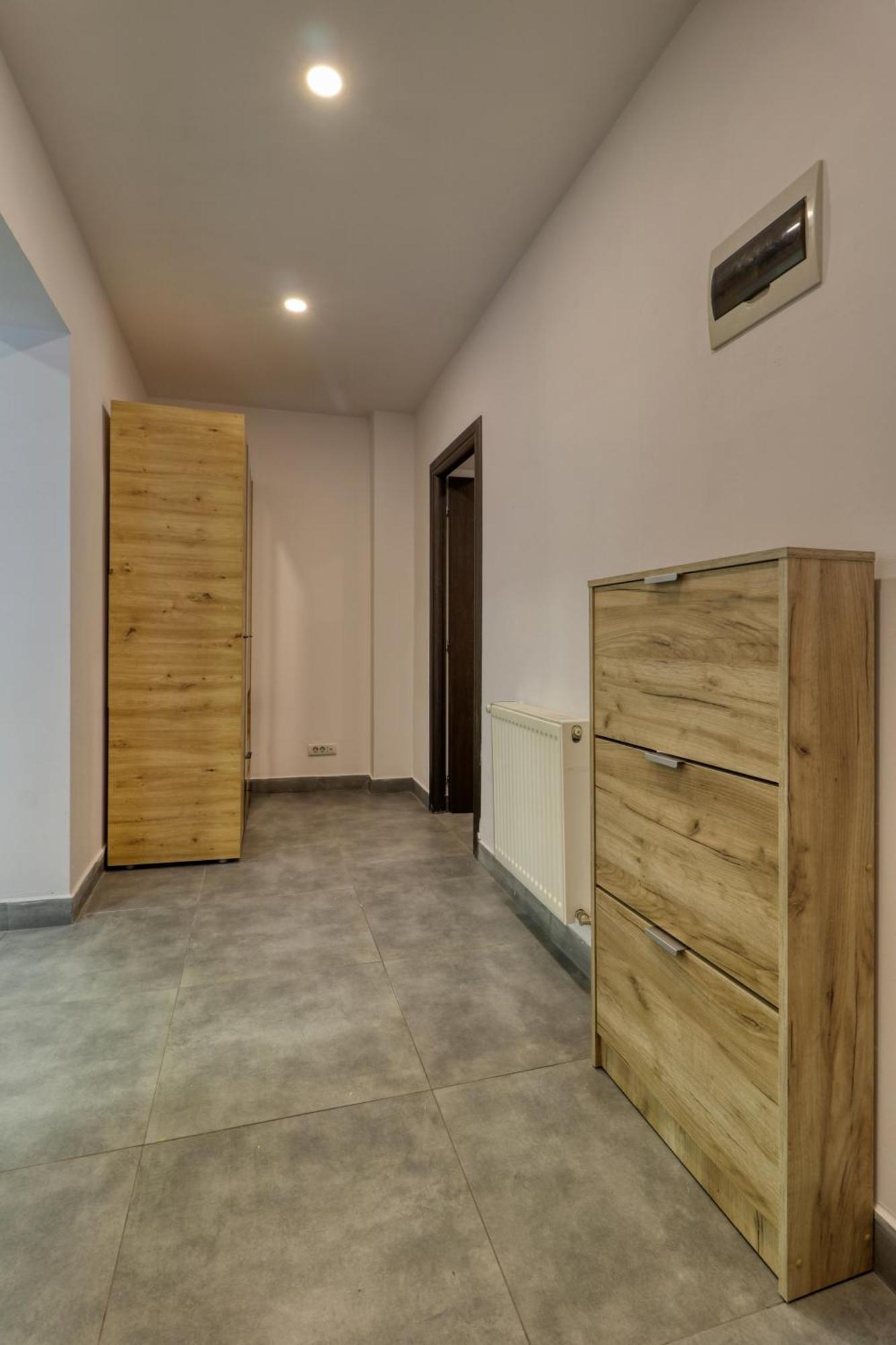 Apartment 2 Hidden Gems - U Need - By Uni88 *