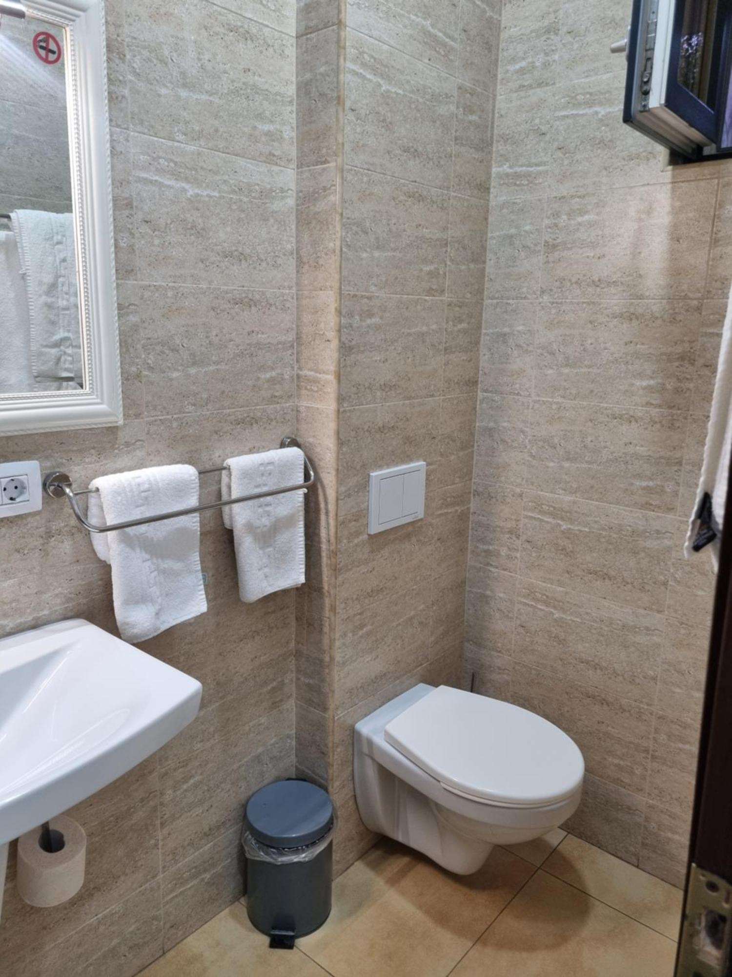 Poet Palace Hotel 4*