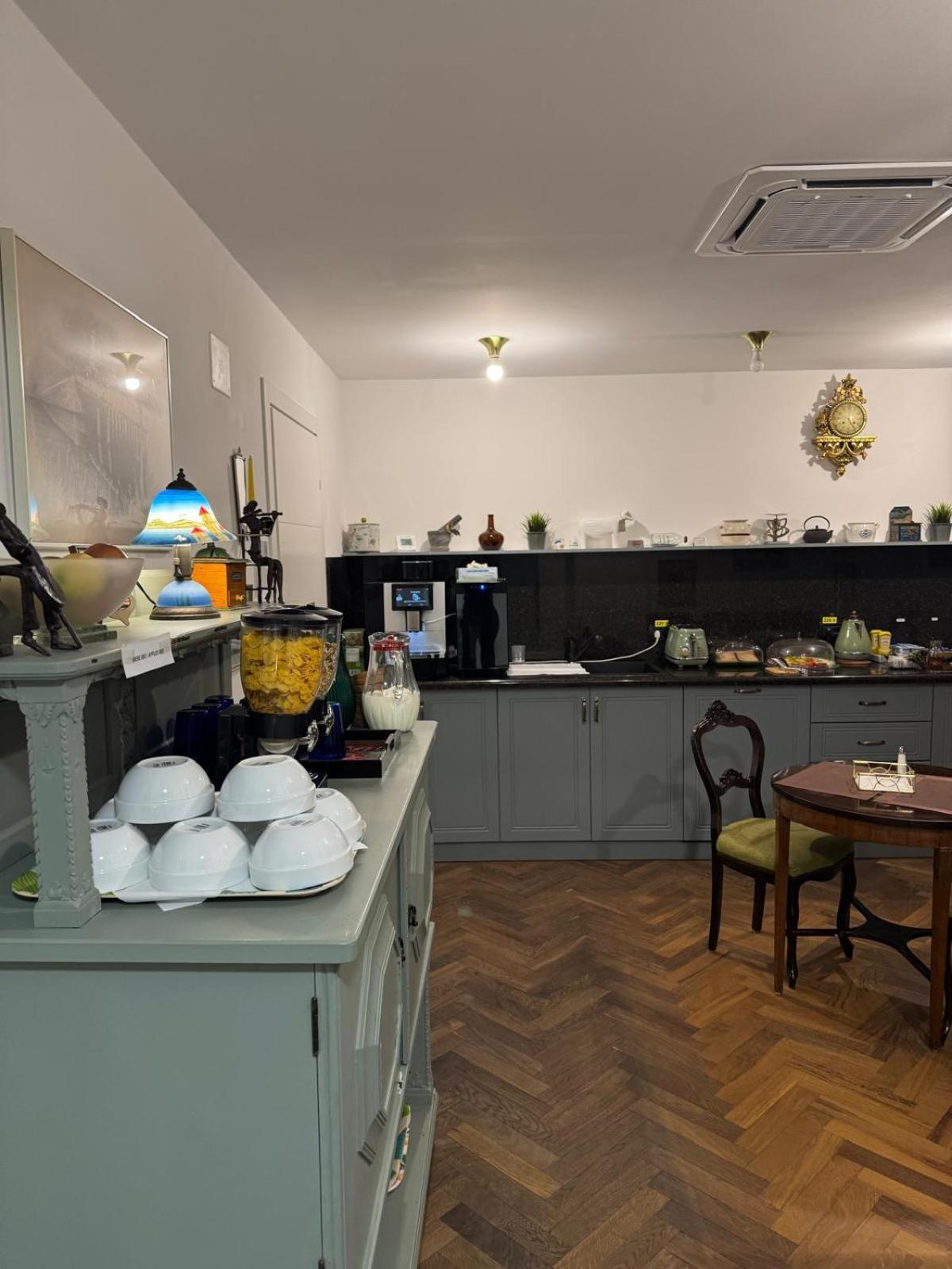 Nobel Boutique Aparthotel Bucareste