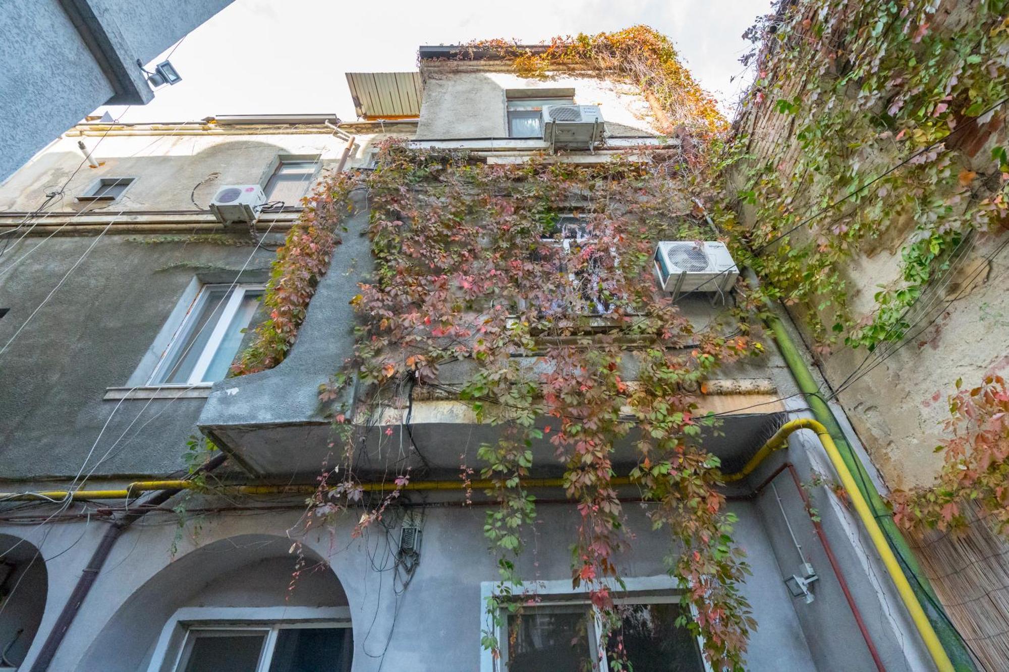 Chic Near Bucharest's Landmarks Apartment Bucharest