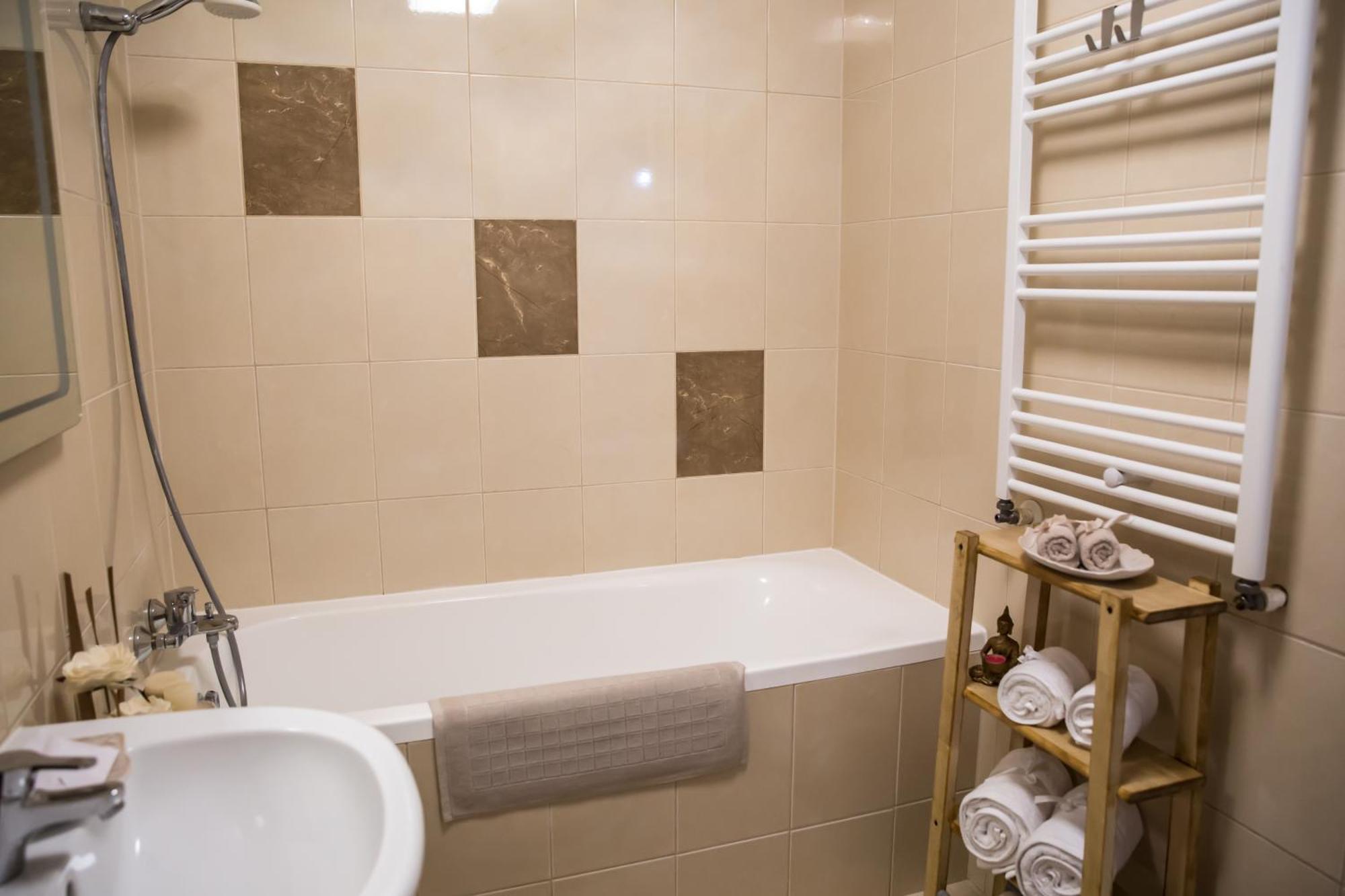 Apartment Jsn House - Private Parking & Premium Services