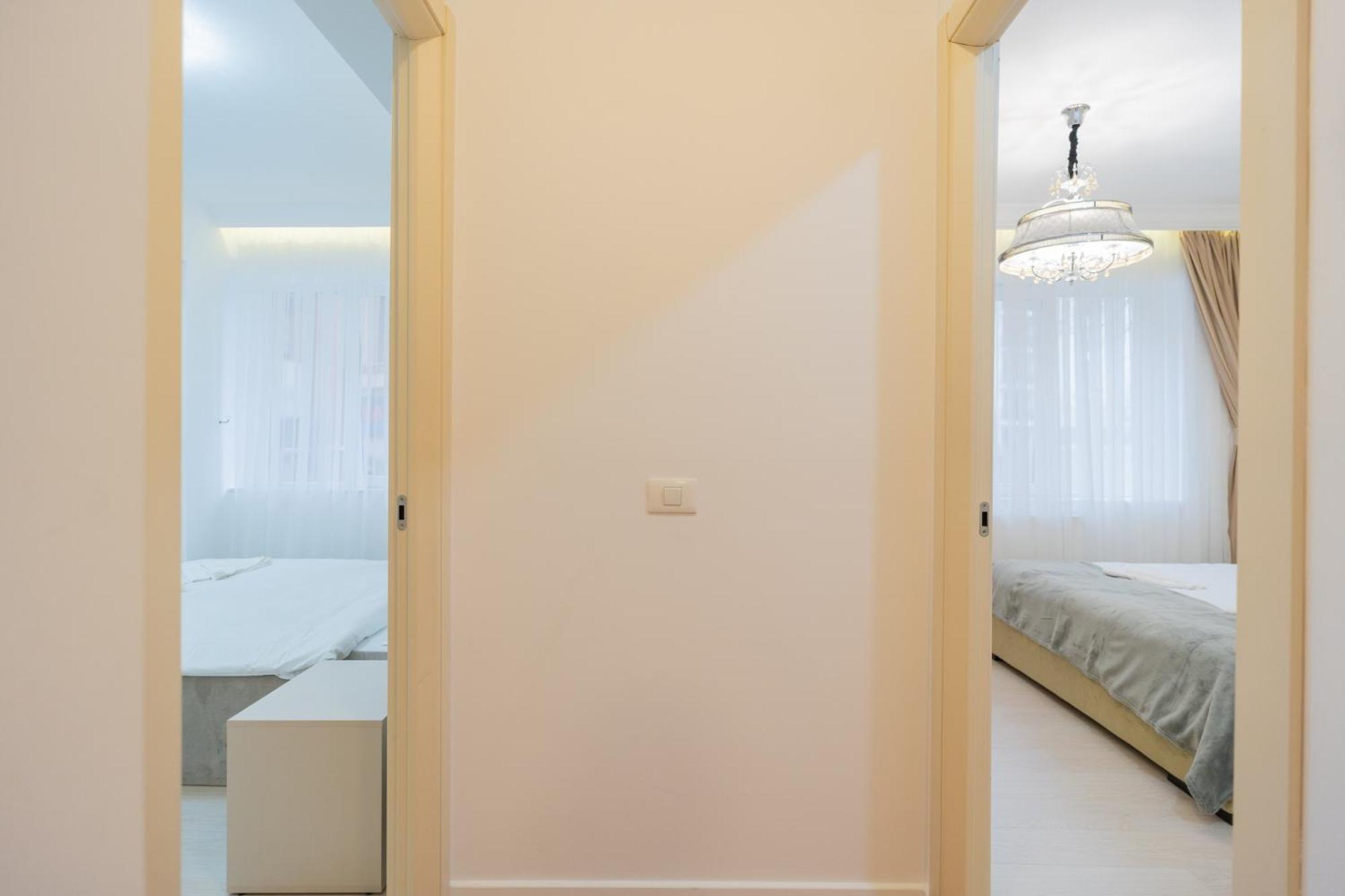 Luxurious With Swimming Pool - Herastrau Park Bucharest