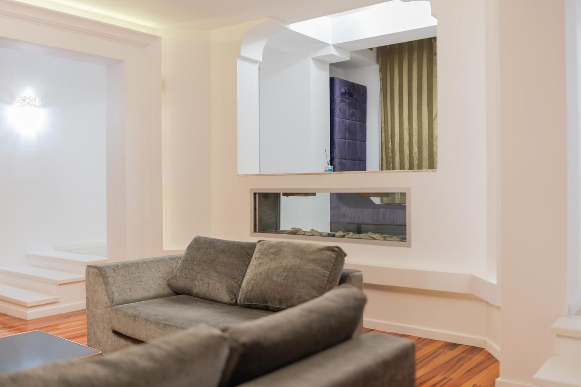 Luxurious With Swimming Pool - Herastrau Park *