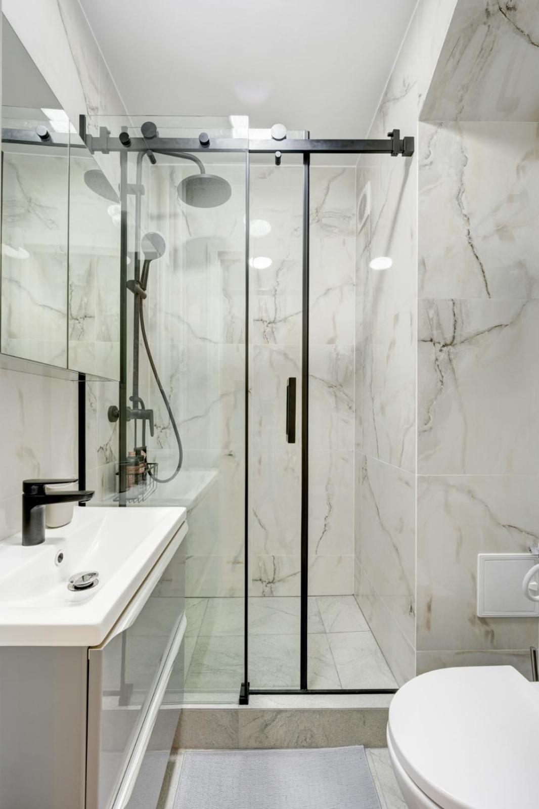 Elegant Old Town Escape Apartment *