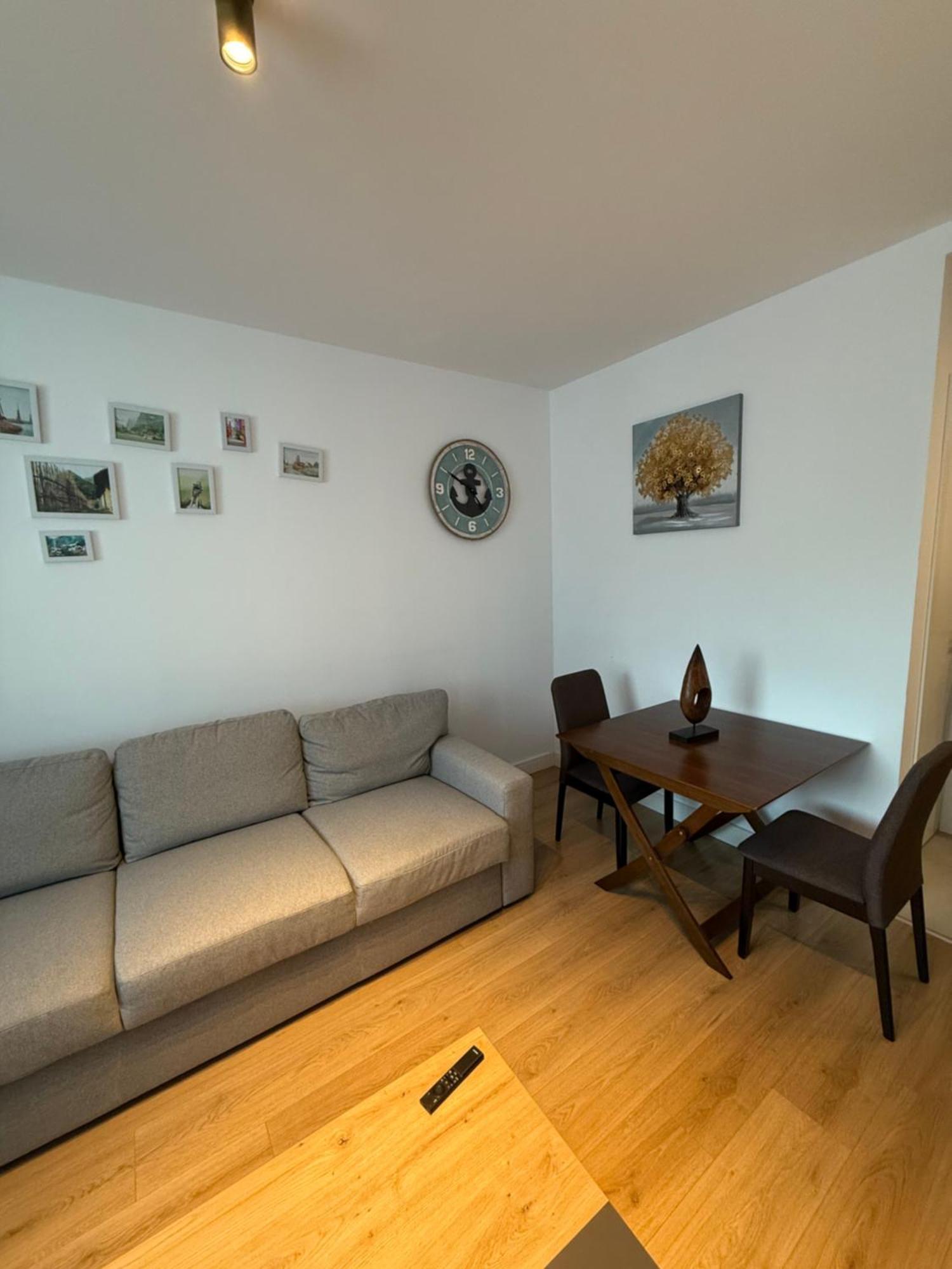 Onix Park Complex Elegant With Parking & Self Check In * Bucharest