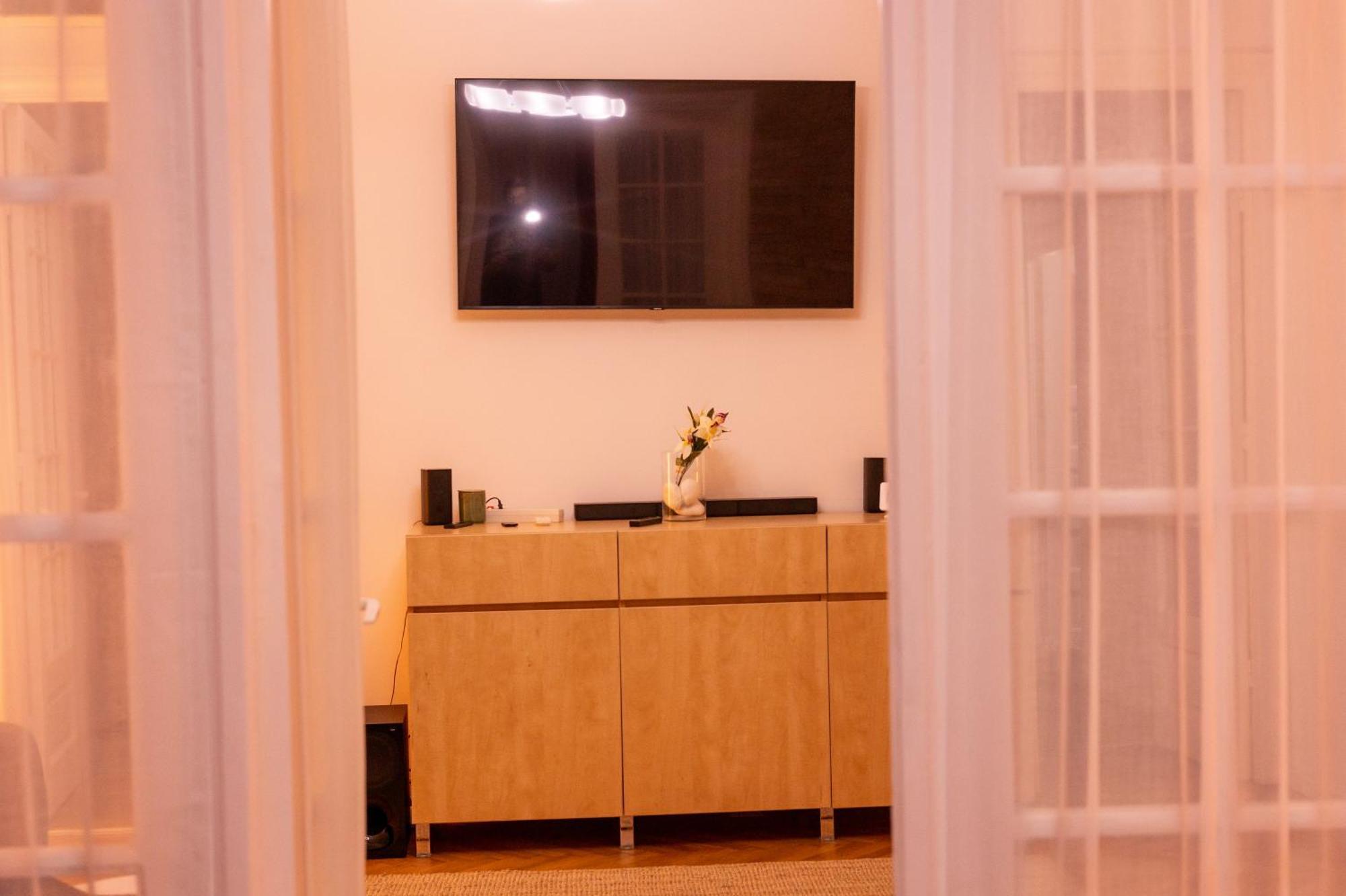 Apartment Art Unirii Bucharest