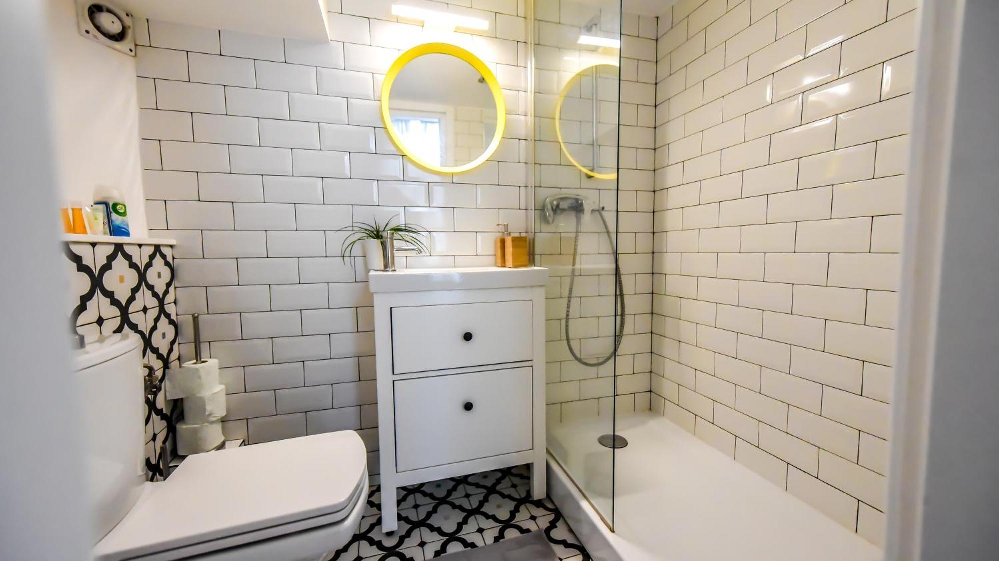Apartment Architectural Gem With Modern Flair Double Old Town