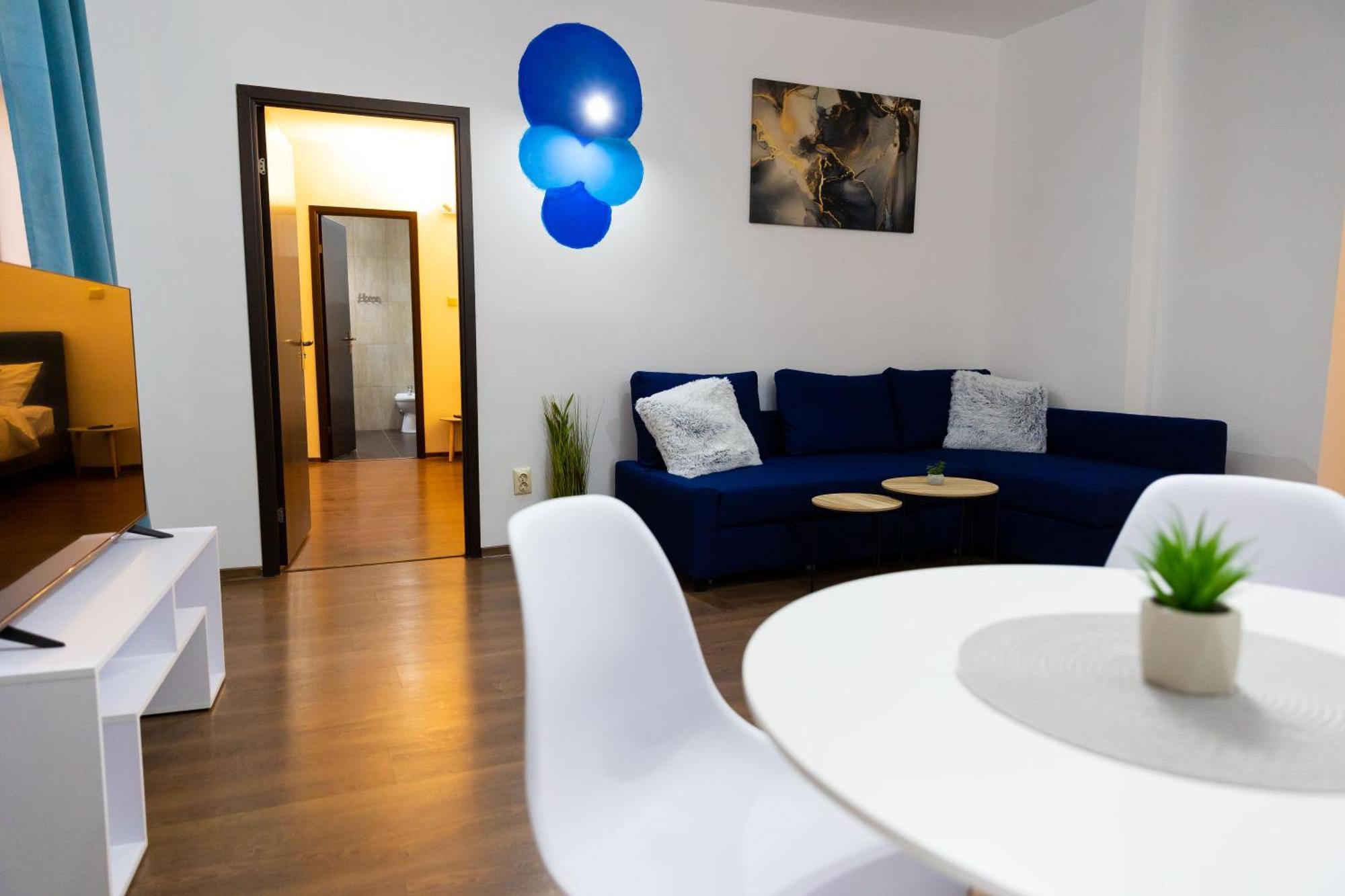 Lsix Apartment