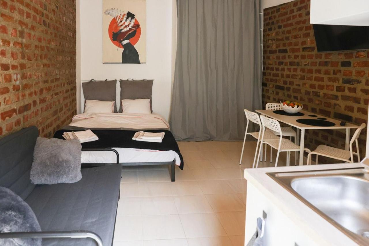 Amos Homes Guest house