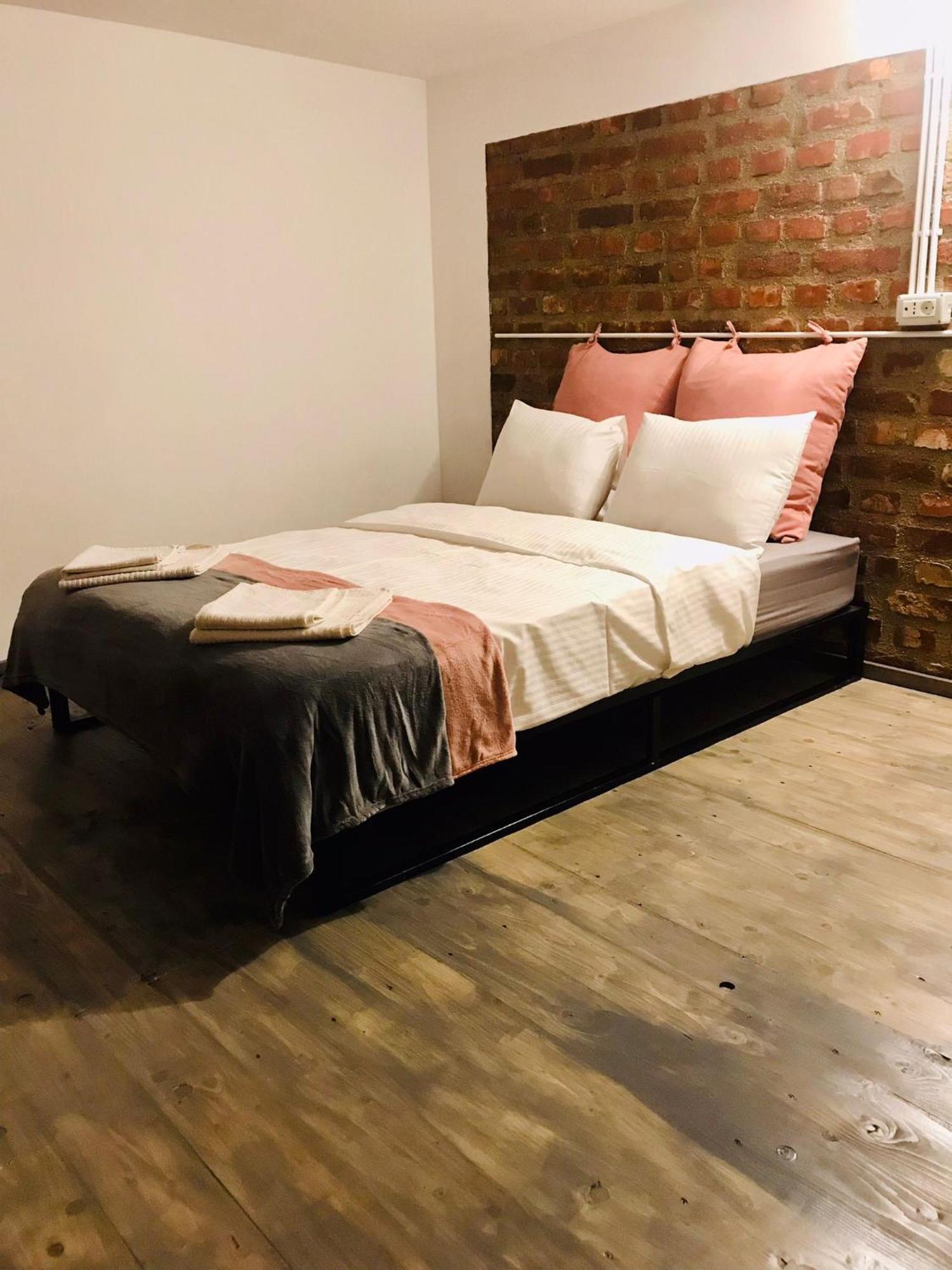 Amos Homes Guest house