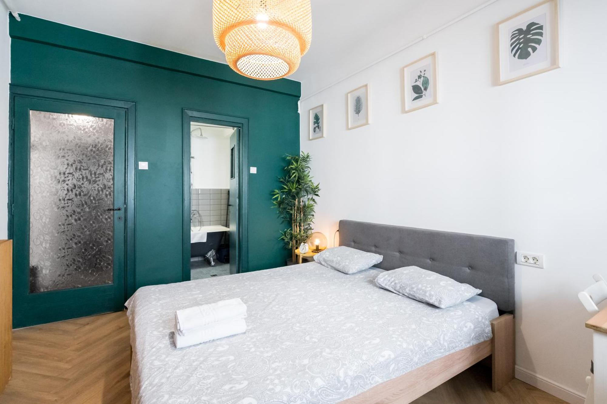 Elegant Urban - Heart Of Calea Victoriei Apartment Bucharest