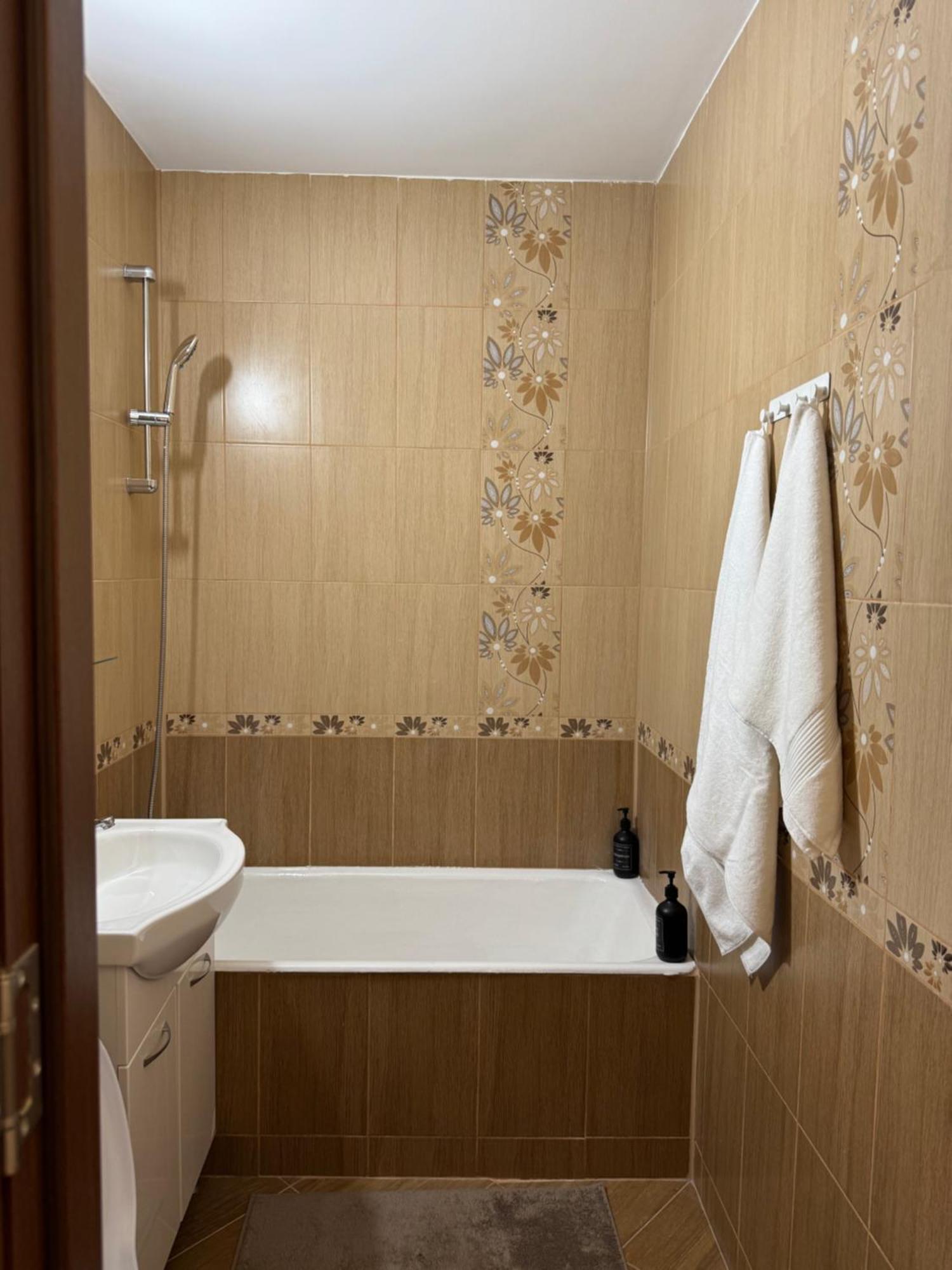 Titanii Park Apartamento