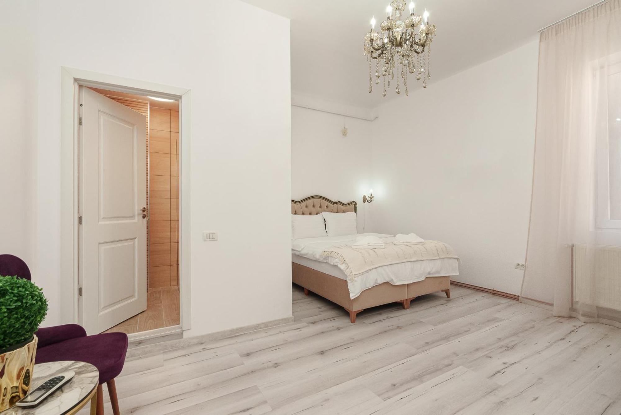Apartment Spacious 3br Retreat In Bucharest