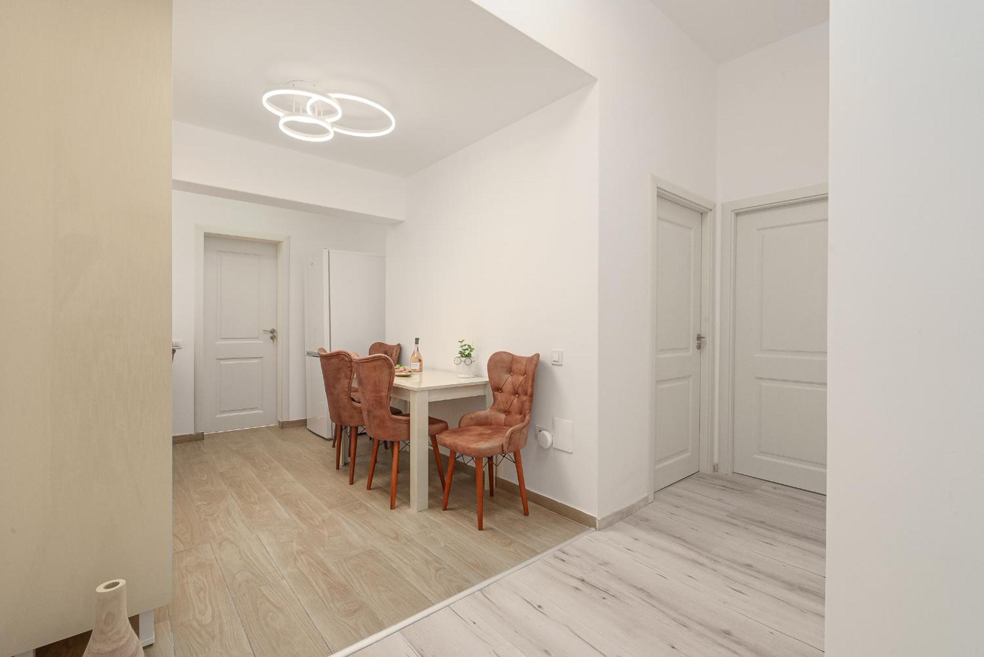Spacious 3br Retreat In Bucharest