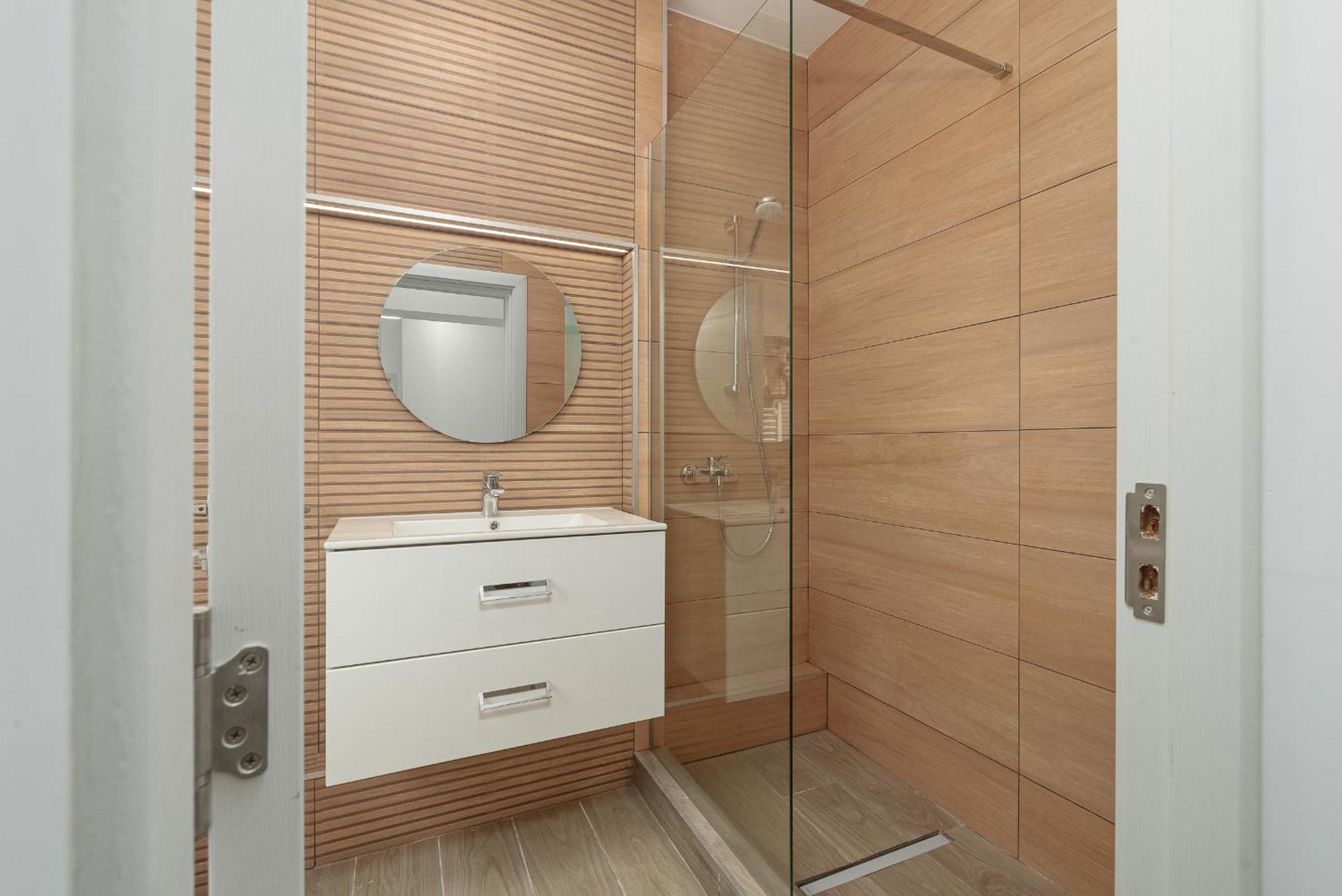 Apartment Spacious 3br Retreat In Bucharest